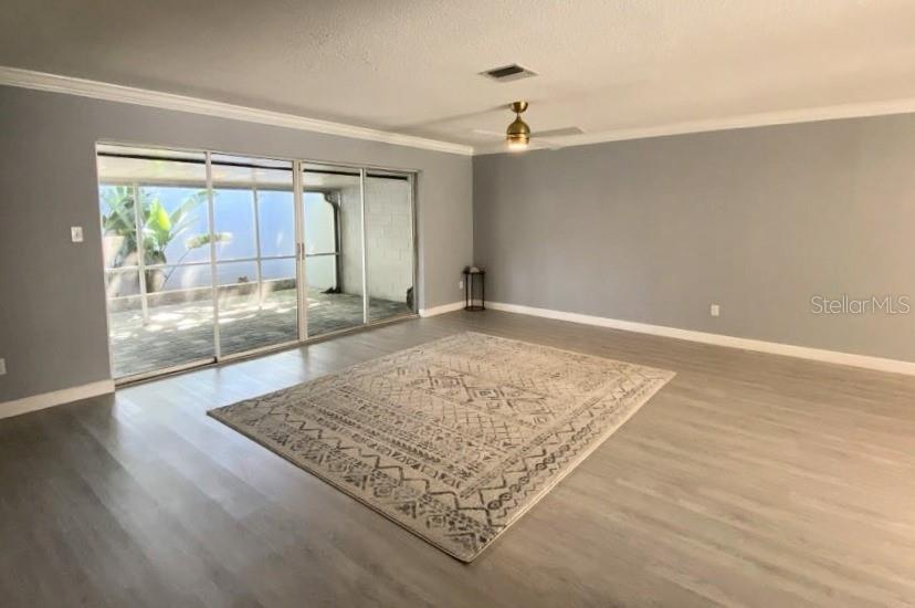 Image 4 of 33 For 567 Orange Street 567