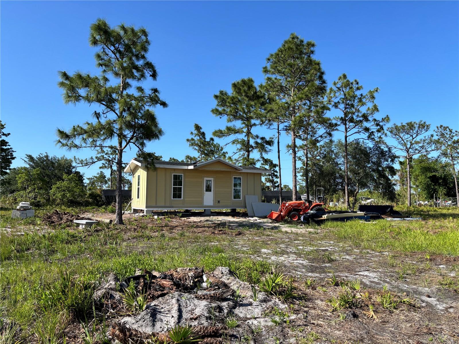 Image 4 of 5 For  Harris Road 