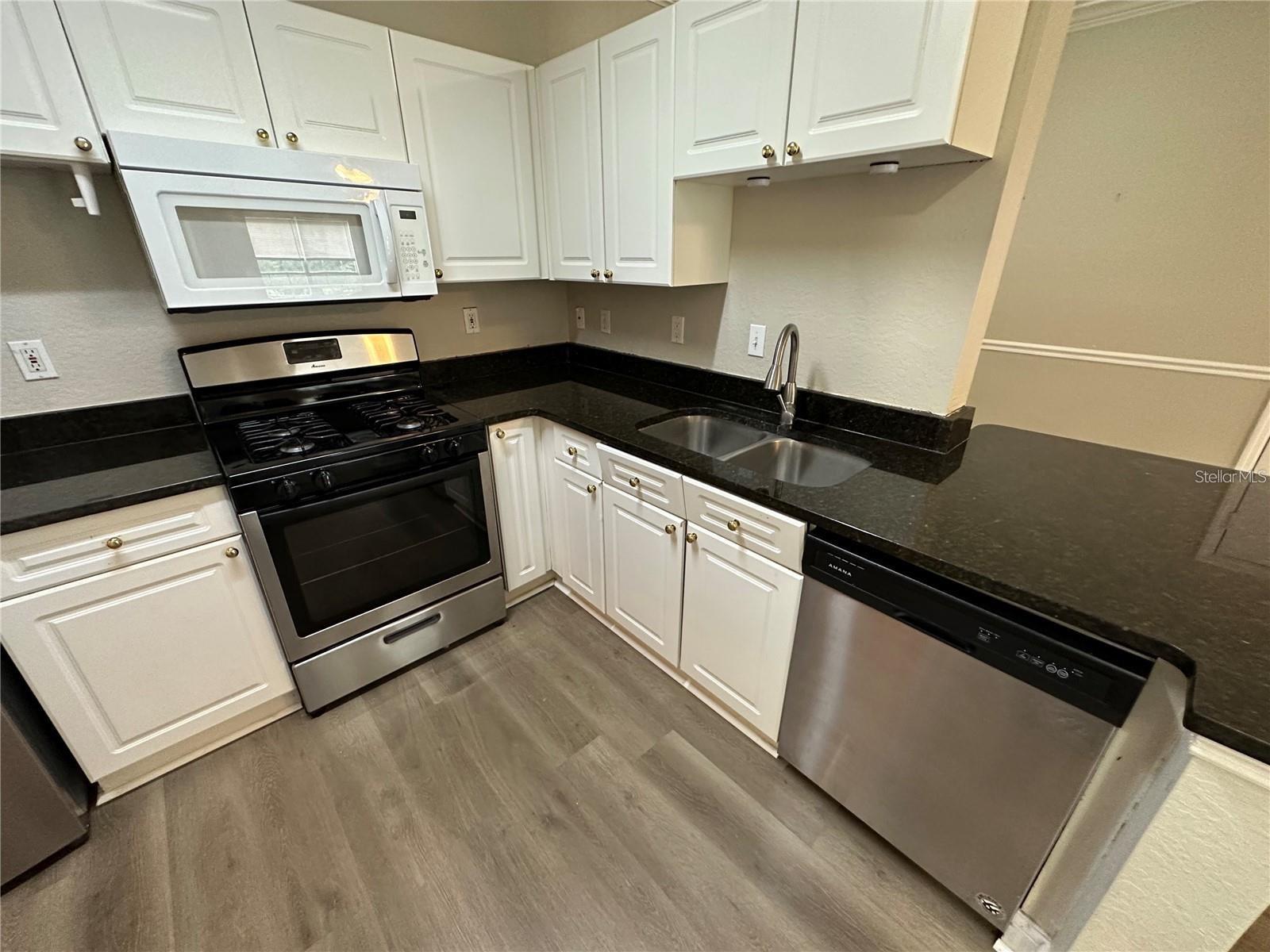 Image 10 of 24 For 3307 Kirkman Road 129