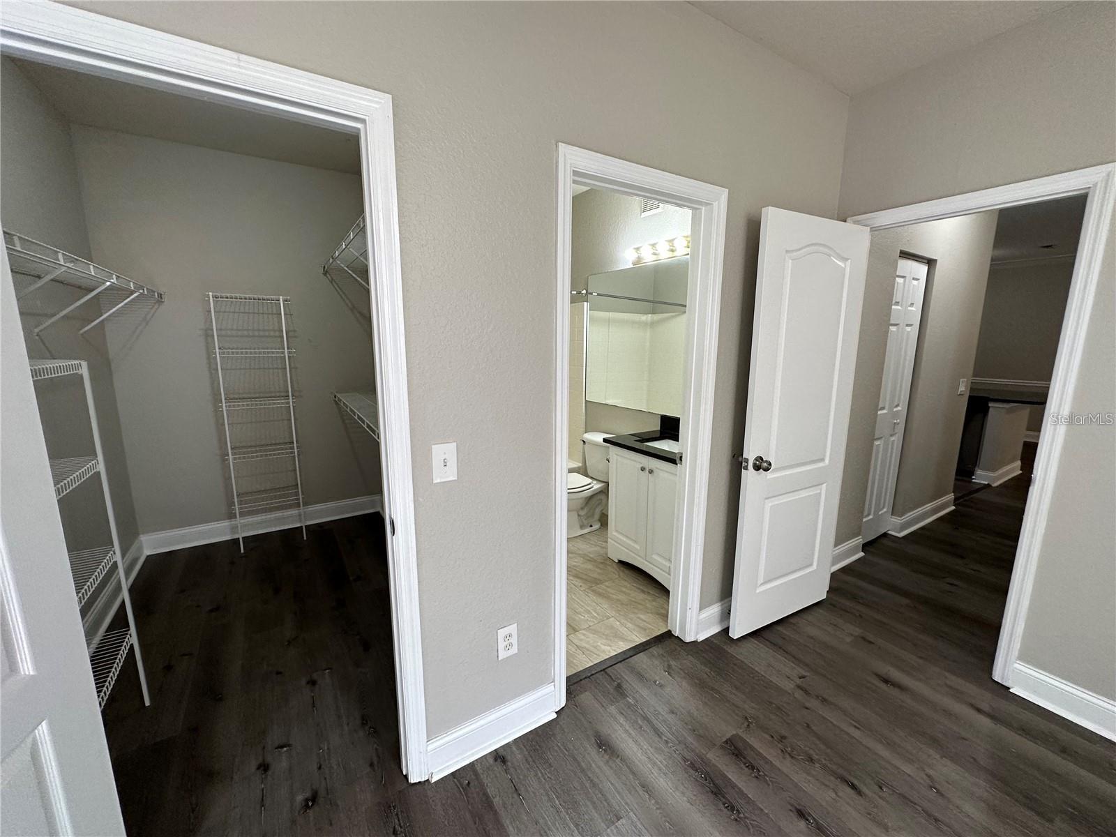 Image 17 of 24 For 3307 Kirkman Road 129