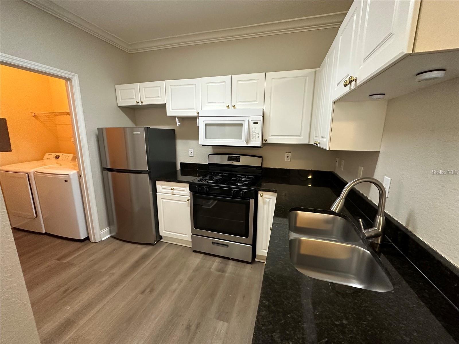 Image 9 of 24 For 3307 Kirkman Road 129