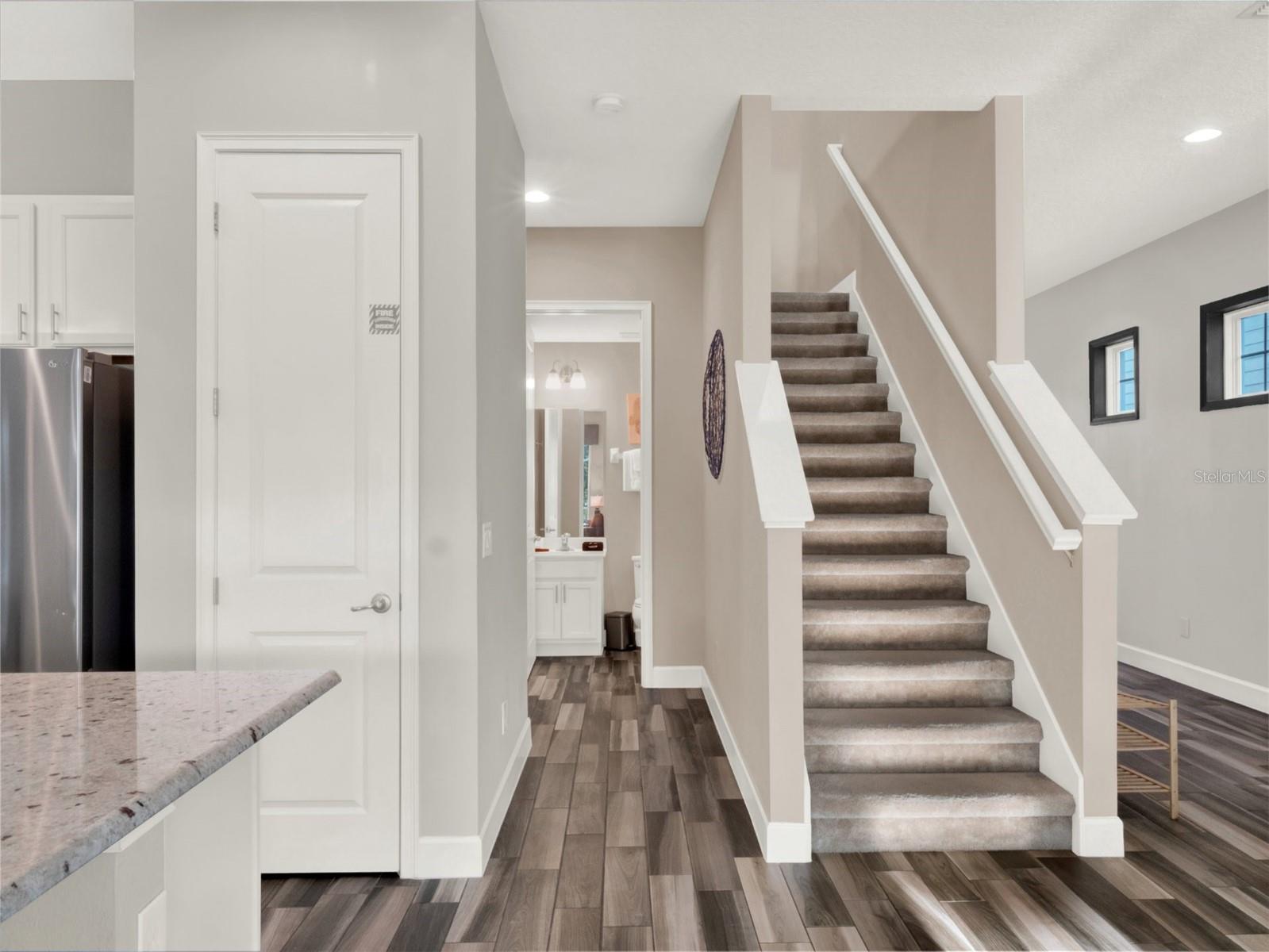 Image 23 of 39 For 1449 Fairview Circle