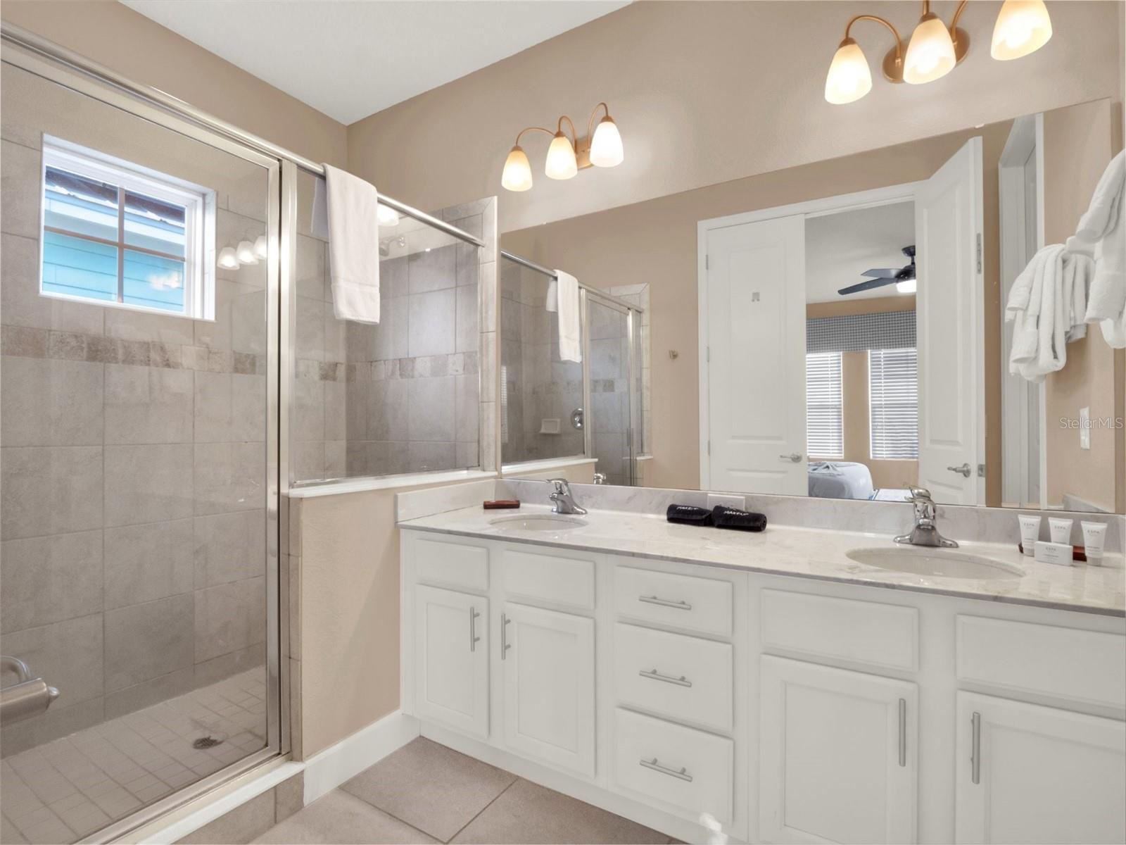 Image 29 of 39 For 1449 Fairview Circle