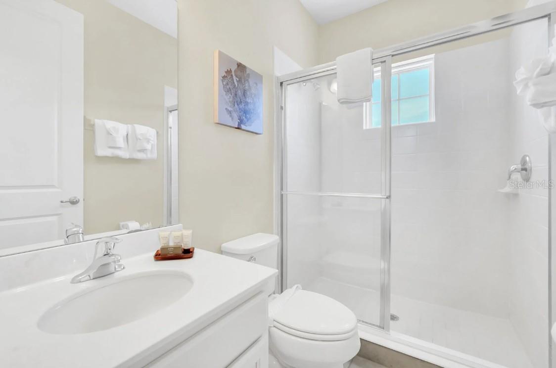 Image 32 of 39 For 1449 Fairview Circle