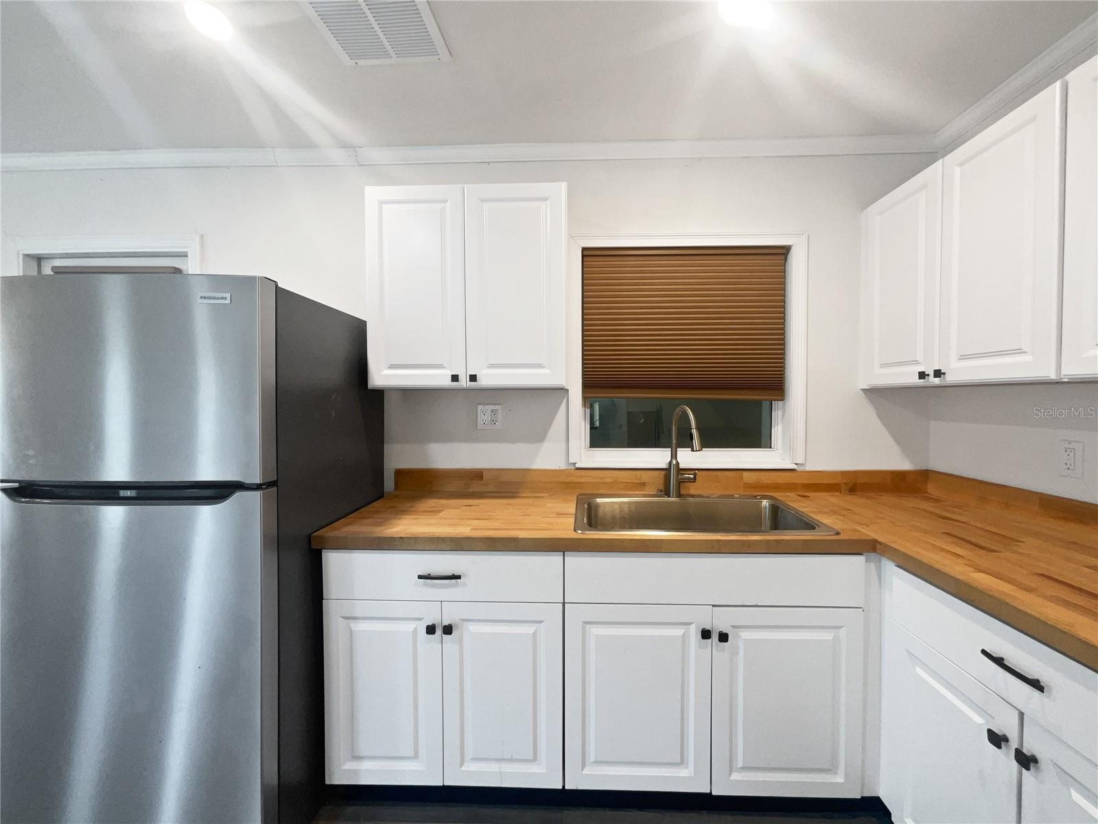 Image 6 of 20 For 224 Briar Cliff Drive