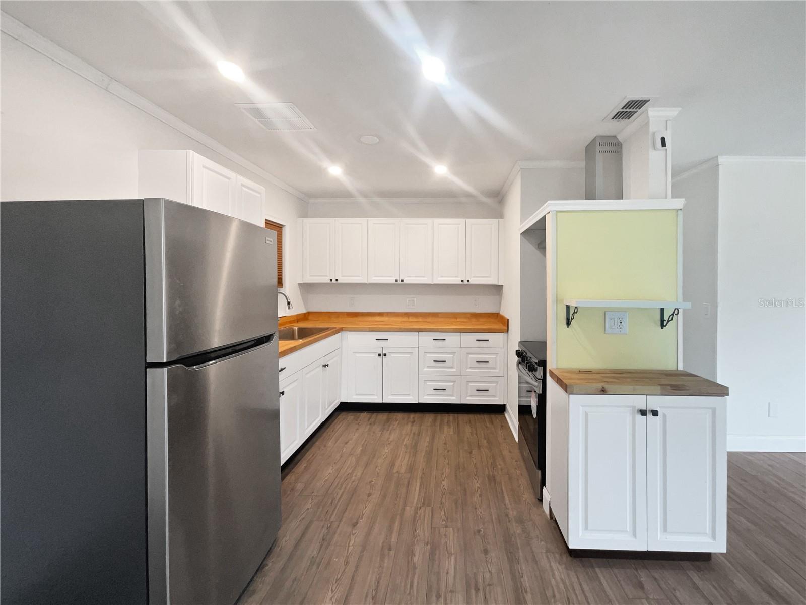 Image 9 of 20 For 224 Briar Cliff Drive