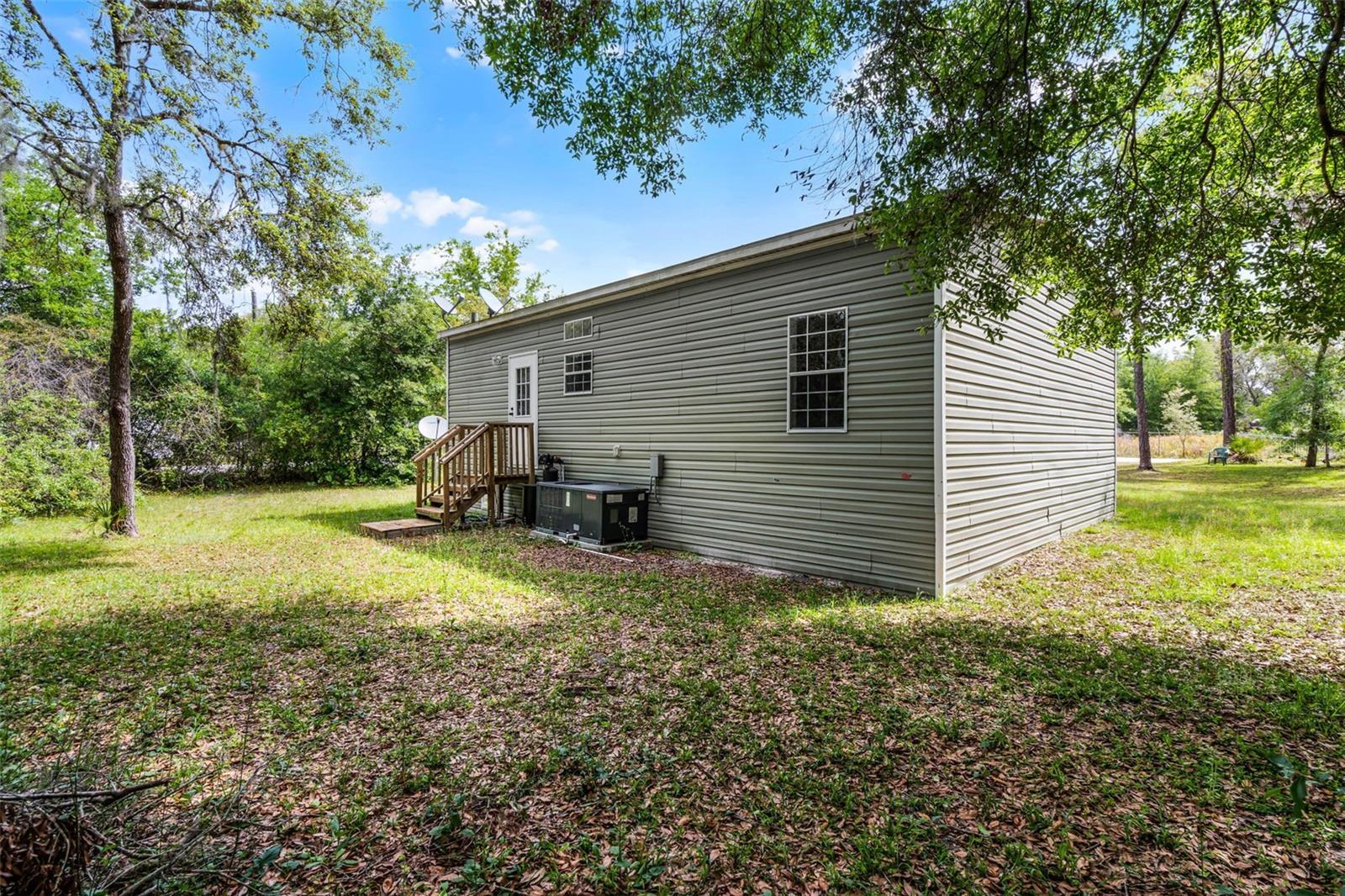 Image 18 of 29 For 9153 Garetta Avenue
