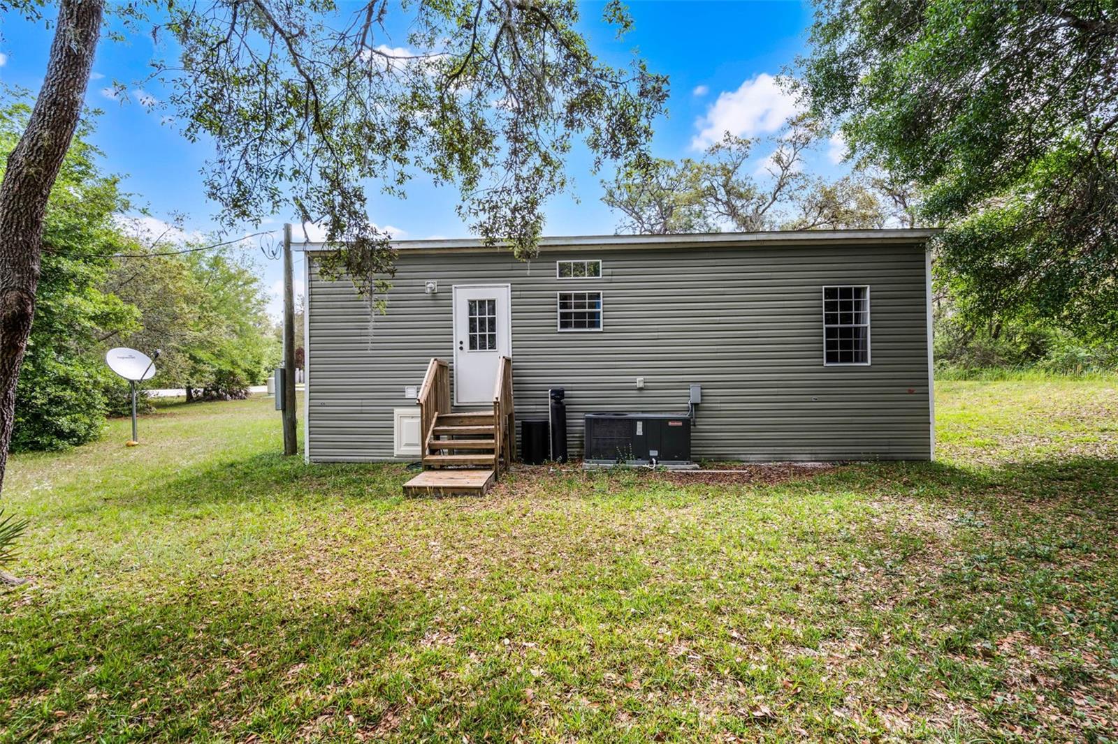 Image 19 of 29 For 9153 Garetta Avenue
