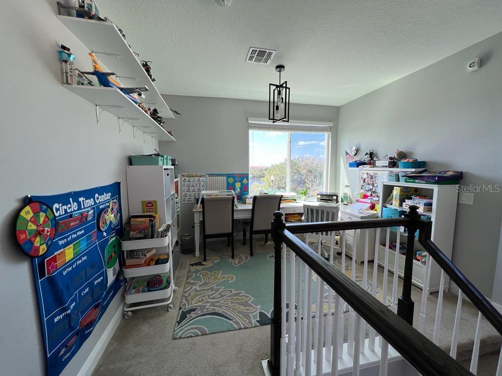 Image 10 of 33 For 7823 Summerlake Groves Street