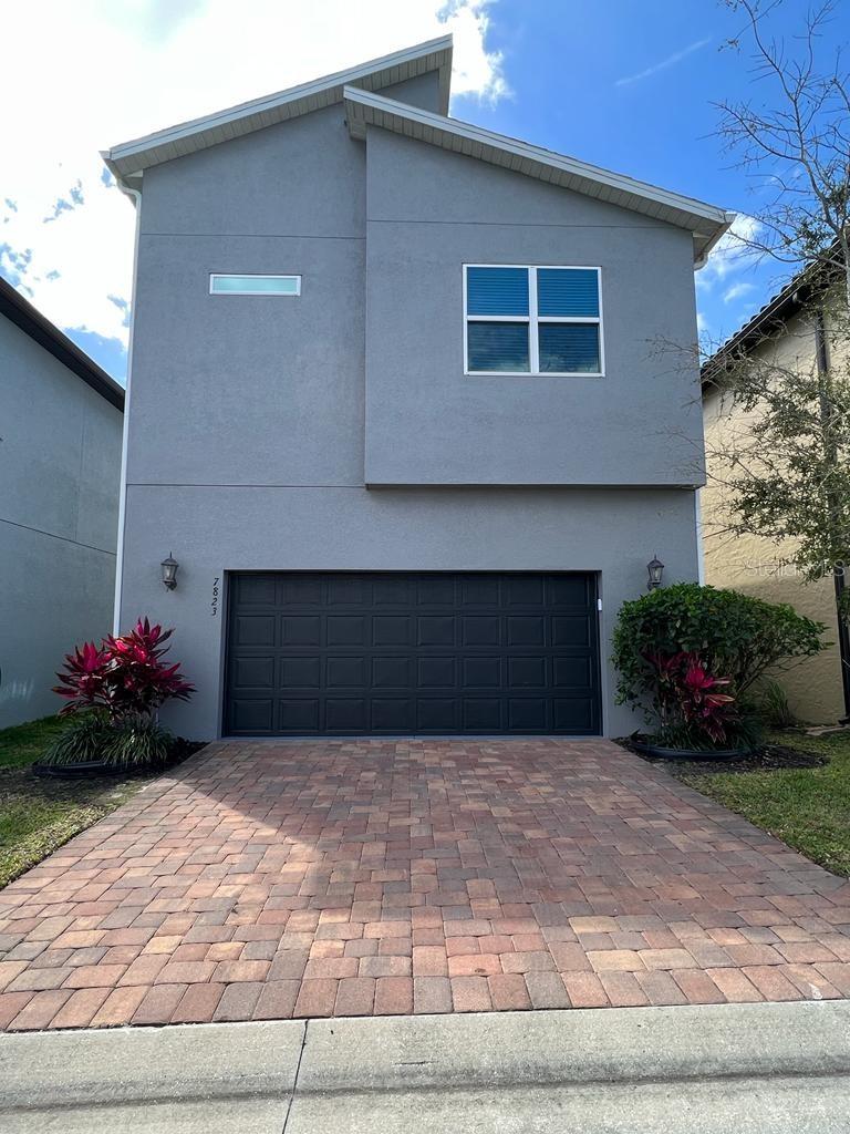 Image 29 of 33 For 7823 Summerlake Groves Street