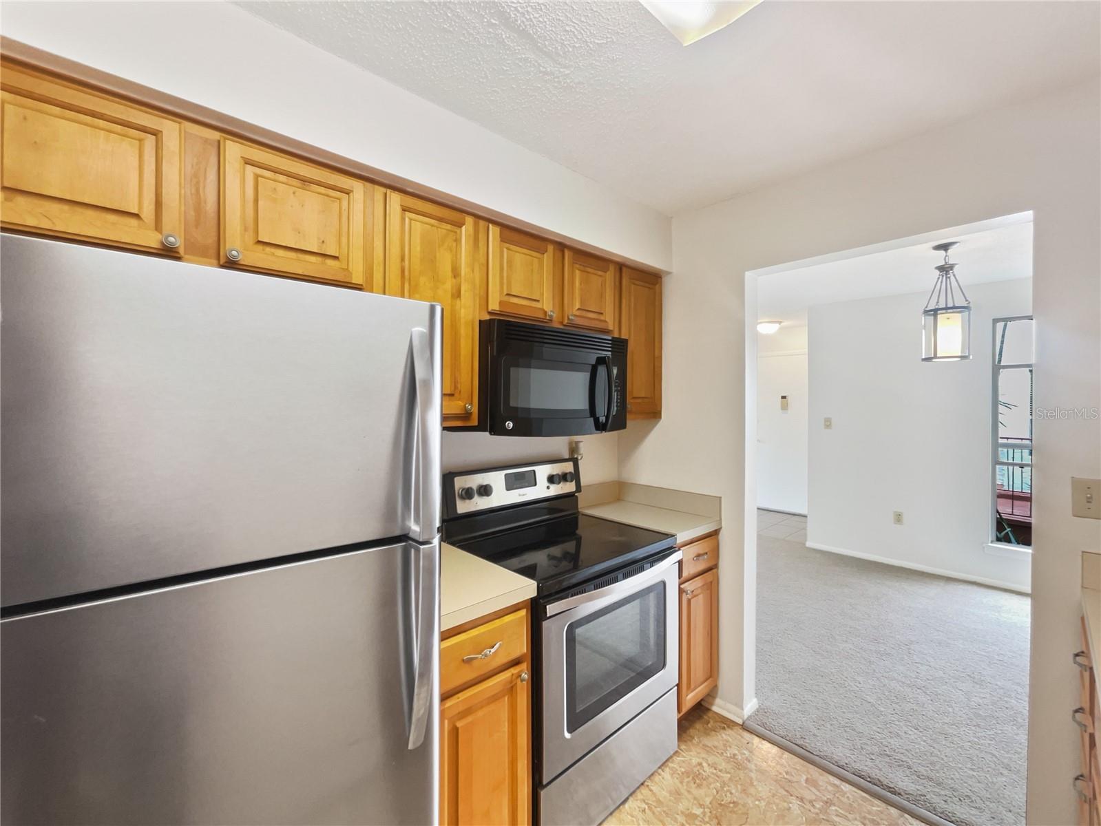 Image 11 of 21 For 524 Orange Drive 22