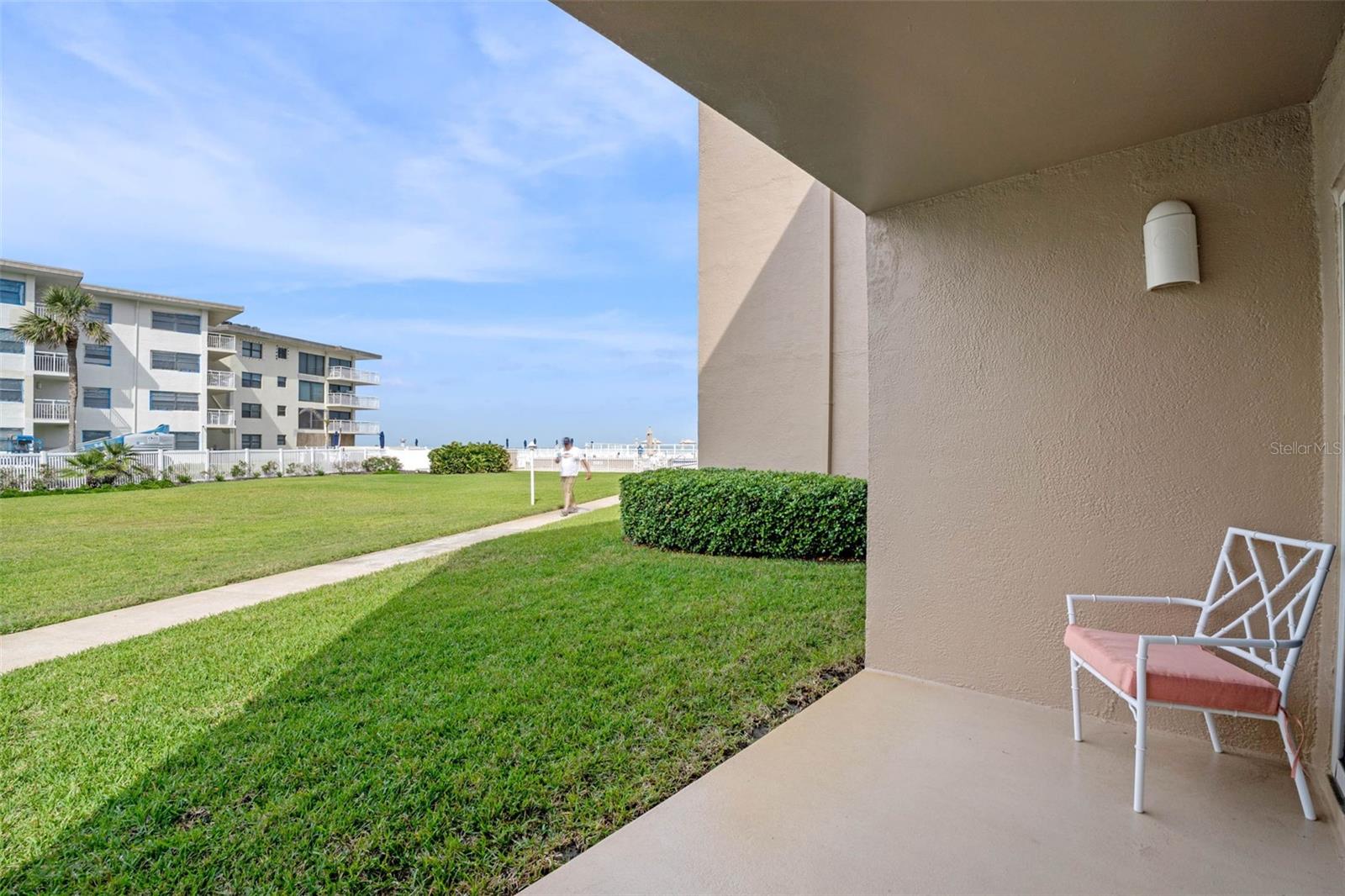 Image 25 of 45 For 4821 Saxon Drive B101