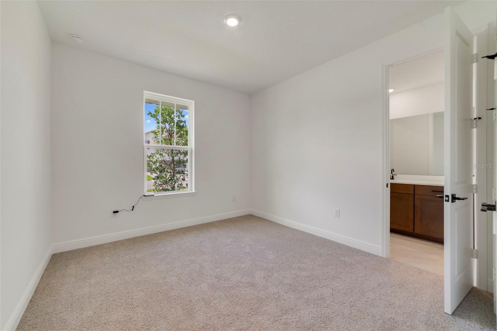 Image 13 of 21 For 3057 Water Clover Court