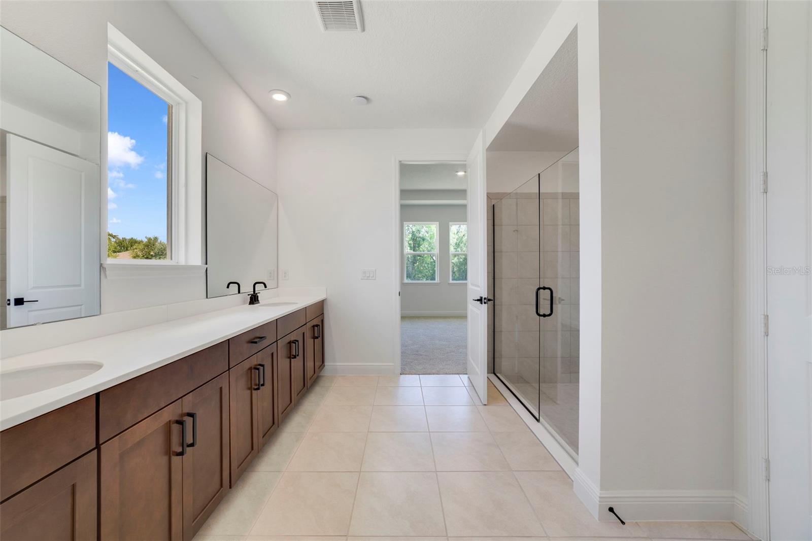 Image 18 of 21 For 3057 Water Clover Court