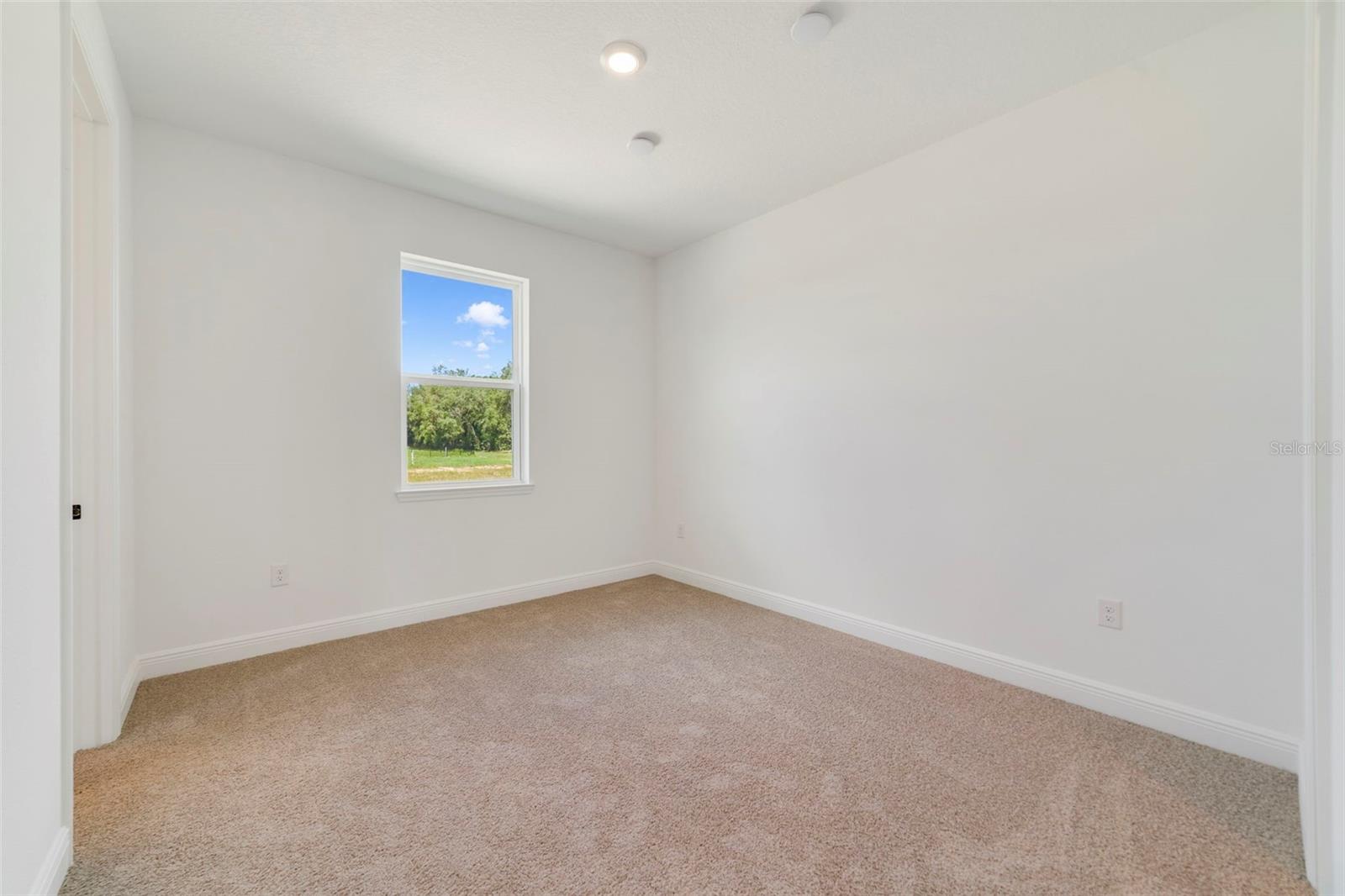 Image 9 of 21 For 3057 Water Clover Court