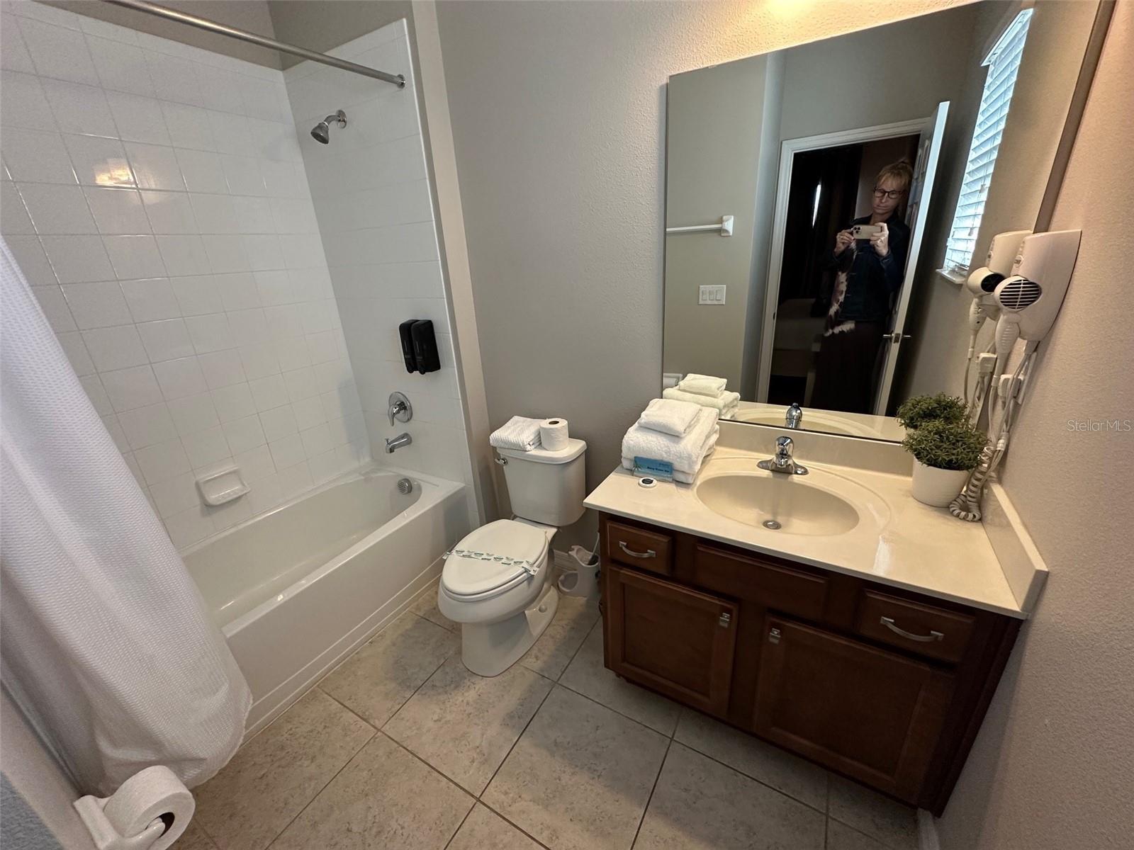 Image 21 of 31 For 2586 Shanti Drive