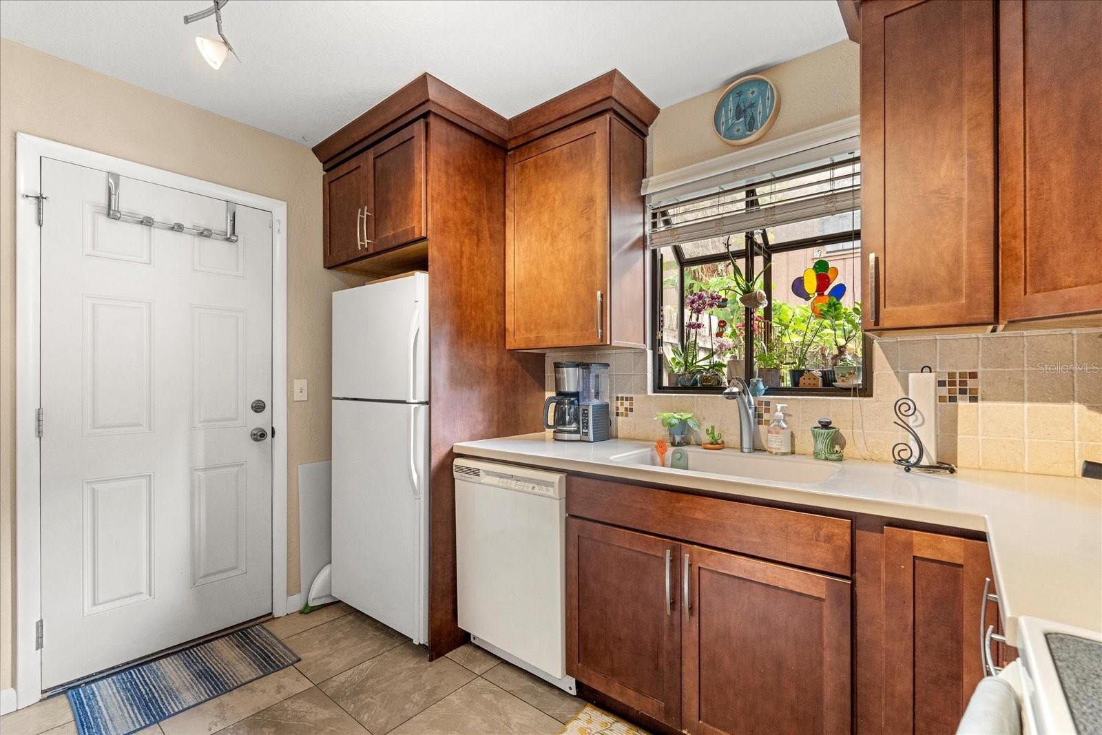 Image 3 of 29 For 1814 Canton Street
