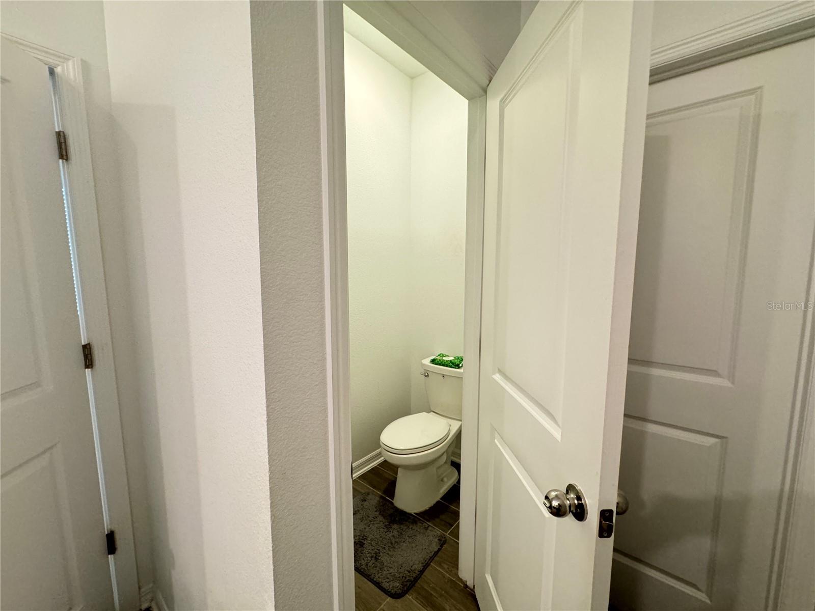 Image 34 of 49 For 1412 Brentwood Drive