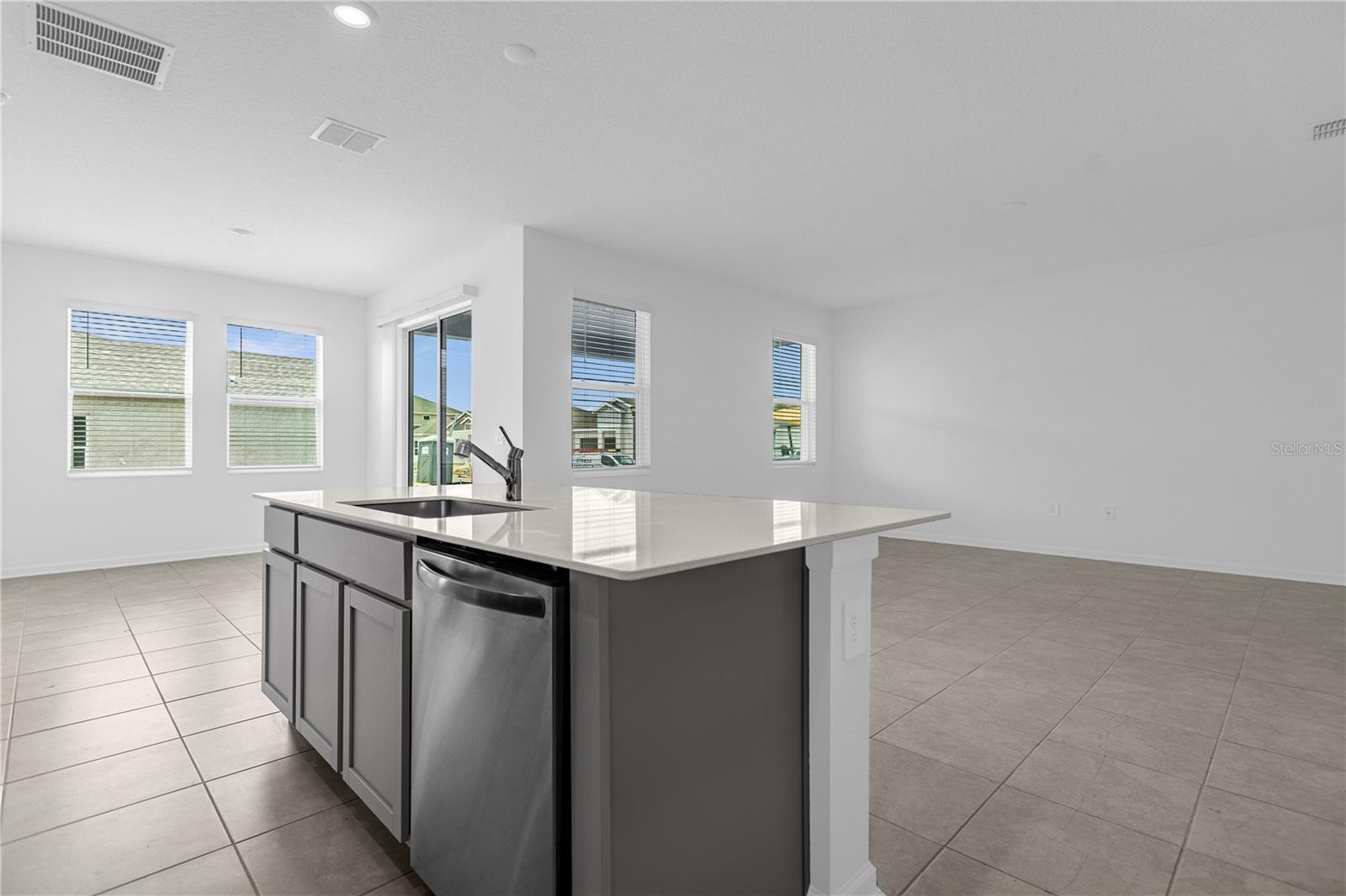 Image 7 of 49 For 1412 Brentwood Drive