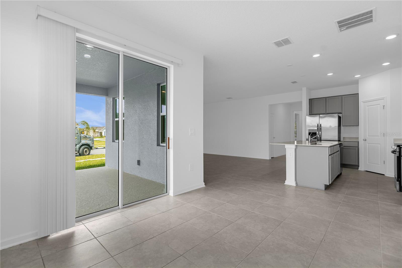 Image 8 of 49 For 1412 Brentwood Drive
