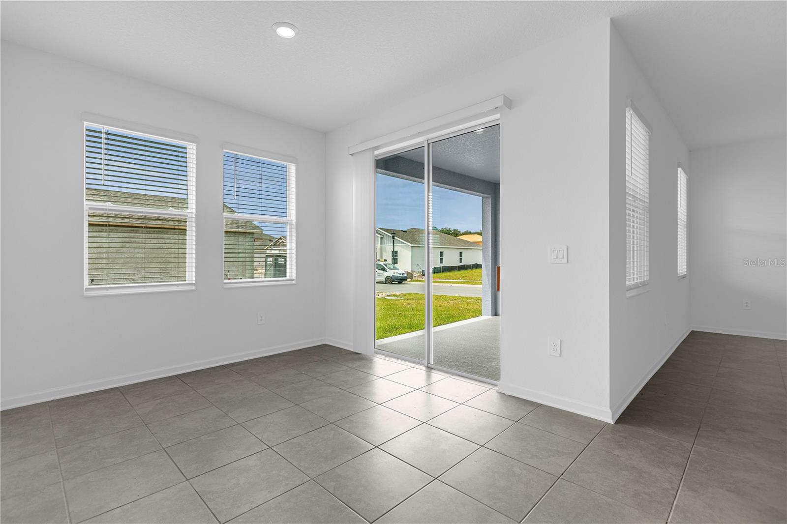 Image 9 of 49 For 1412 Brentwood Drive