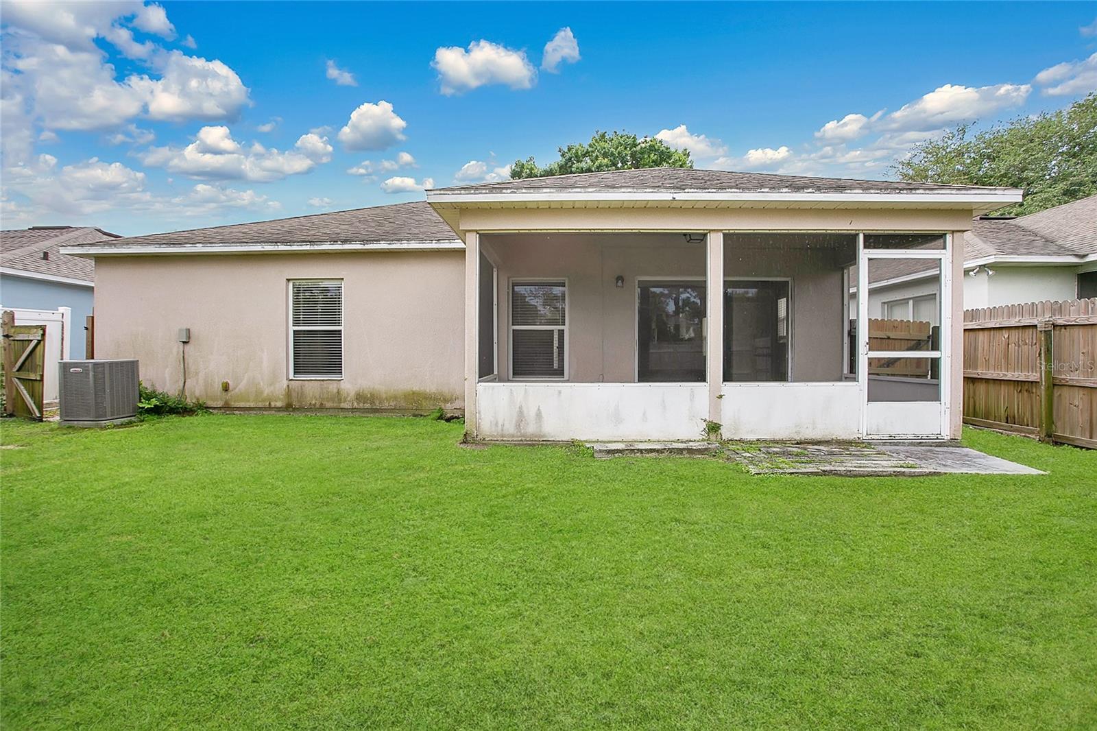 Image 22 of 29 For 758 Macon Drive