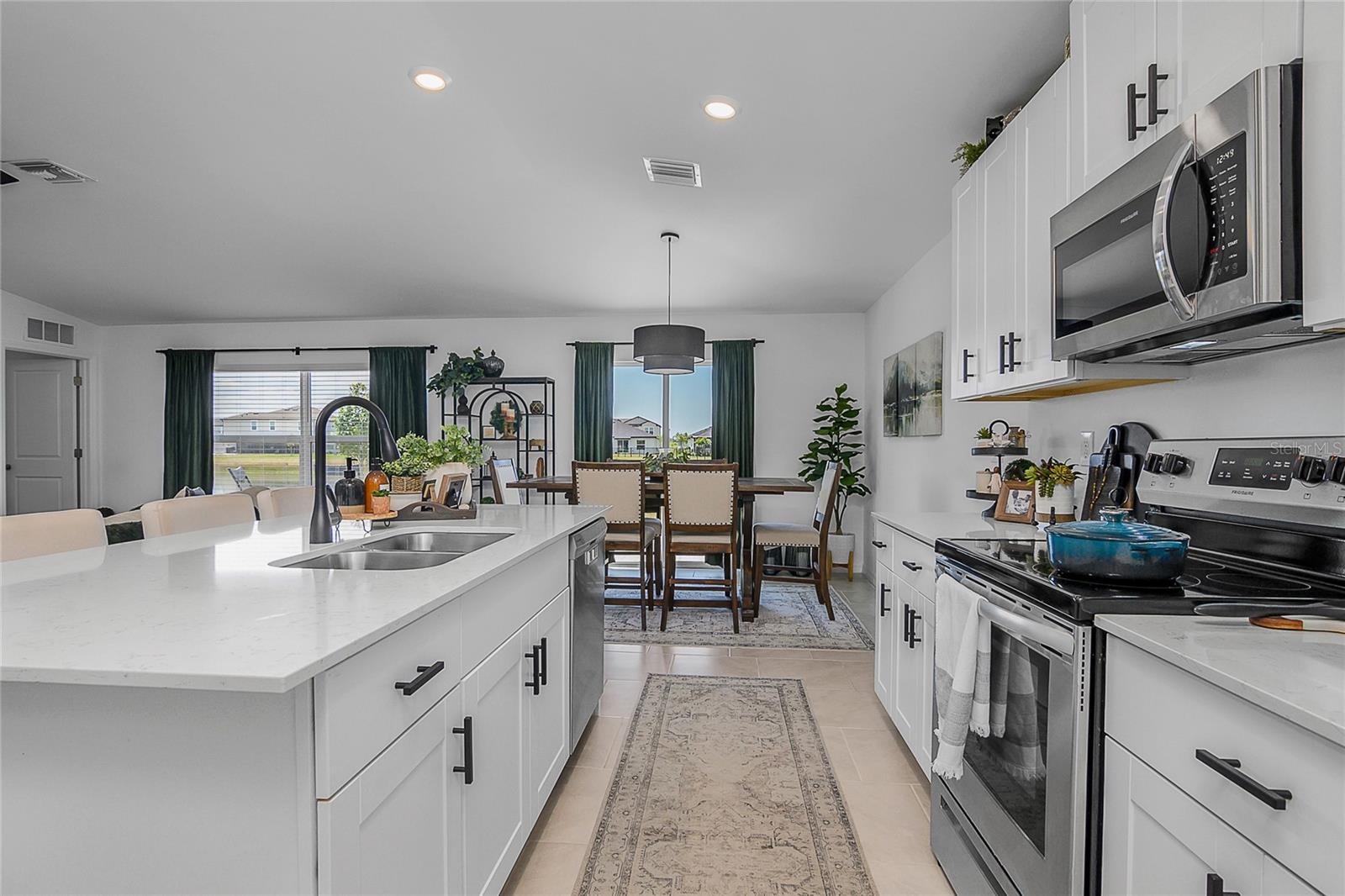 Image 10 of 36 For 4094 San Clemente Court