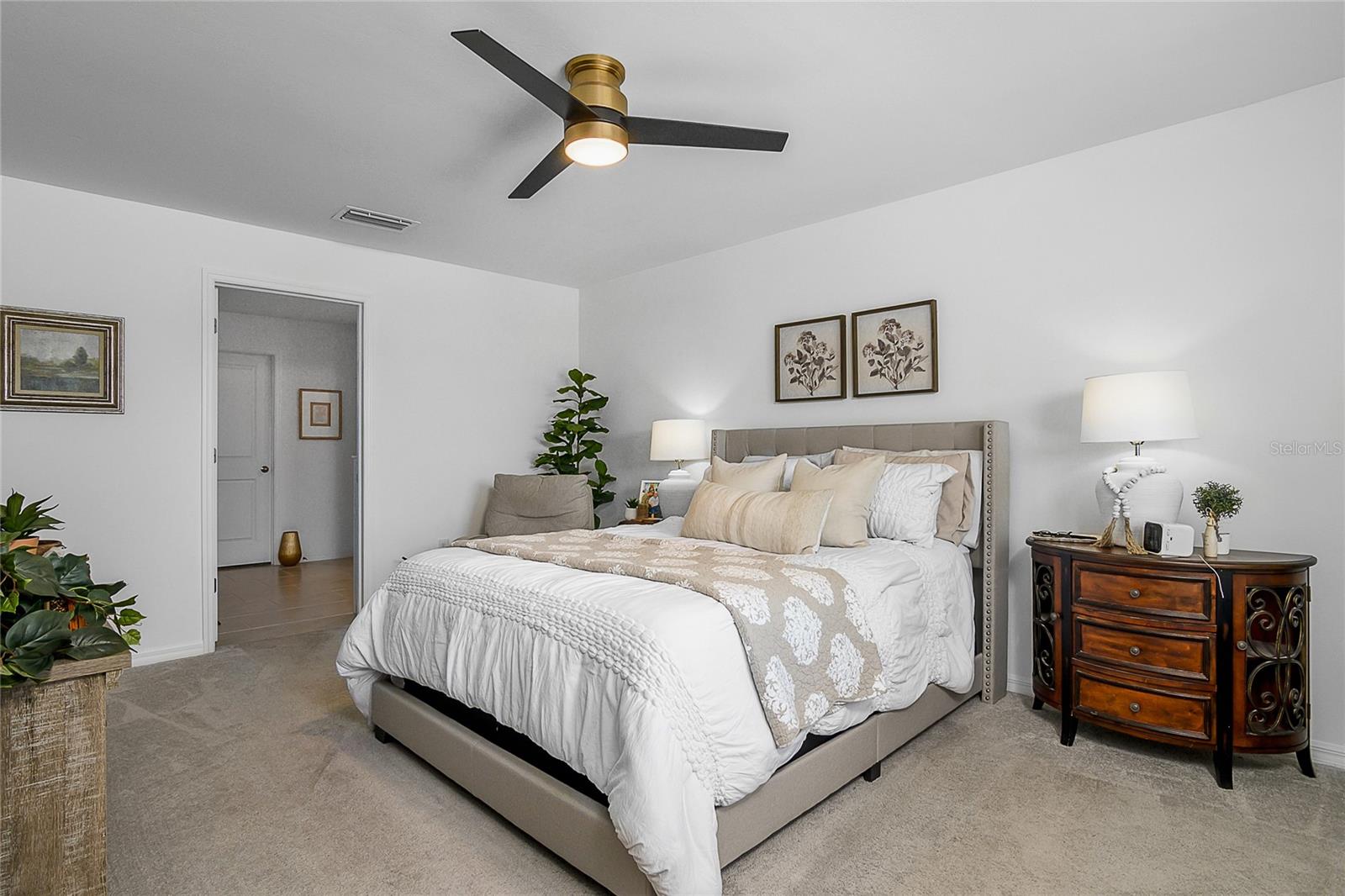 Image 17 of 36 For 4094 San Clemente Court