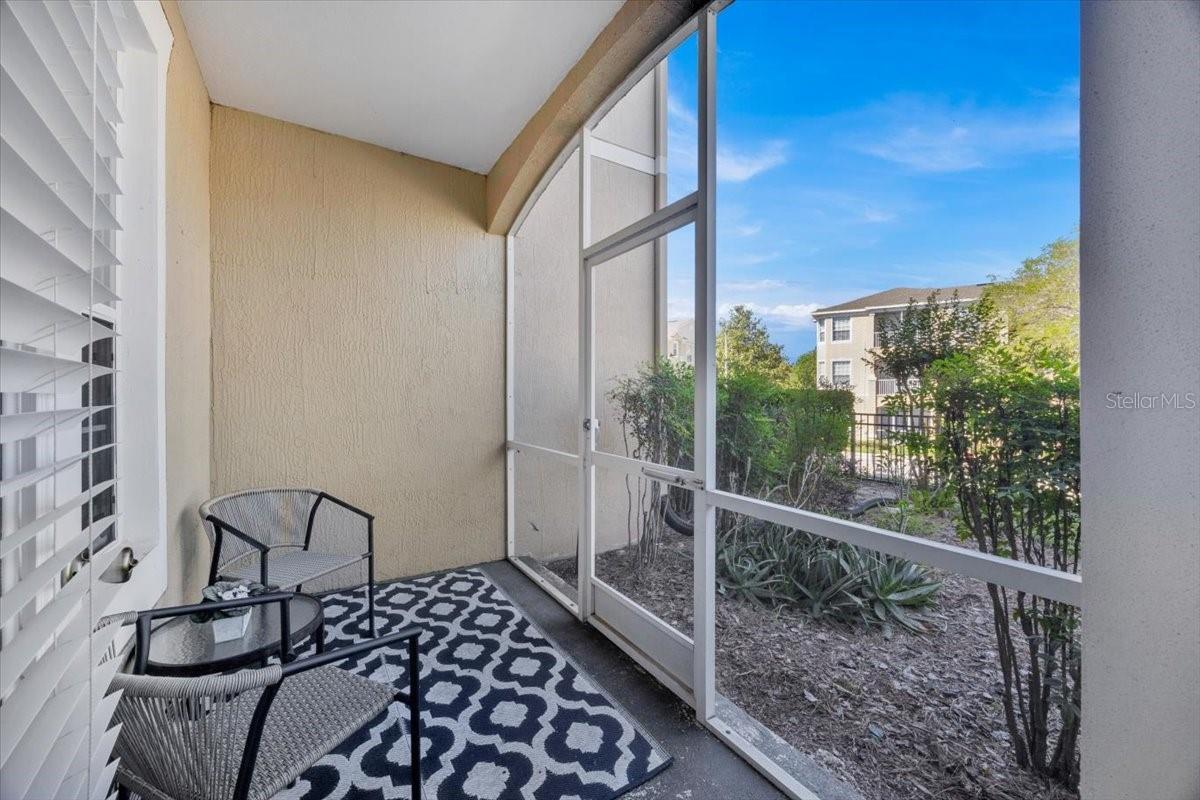 Image 18 of 26 For 8107 Coconut Palm Way 102