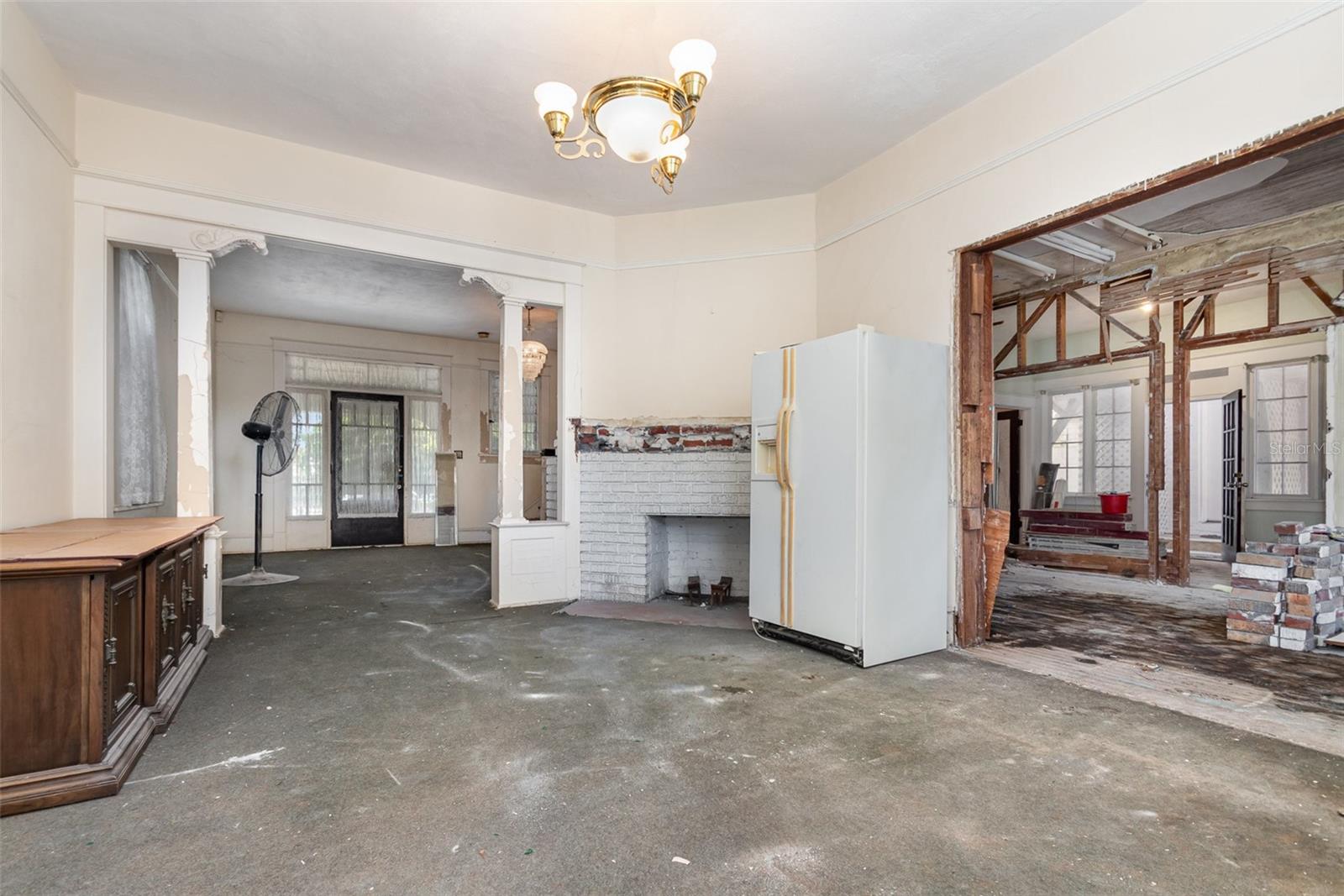 Image 11 of 46 For 406 Orange Avenue