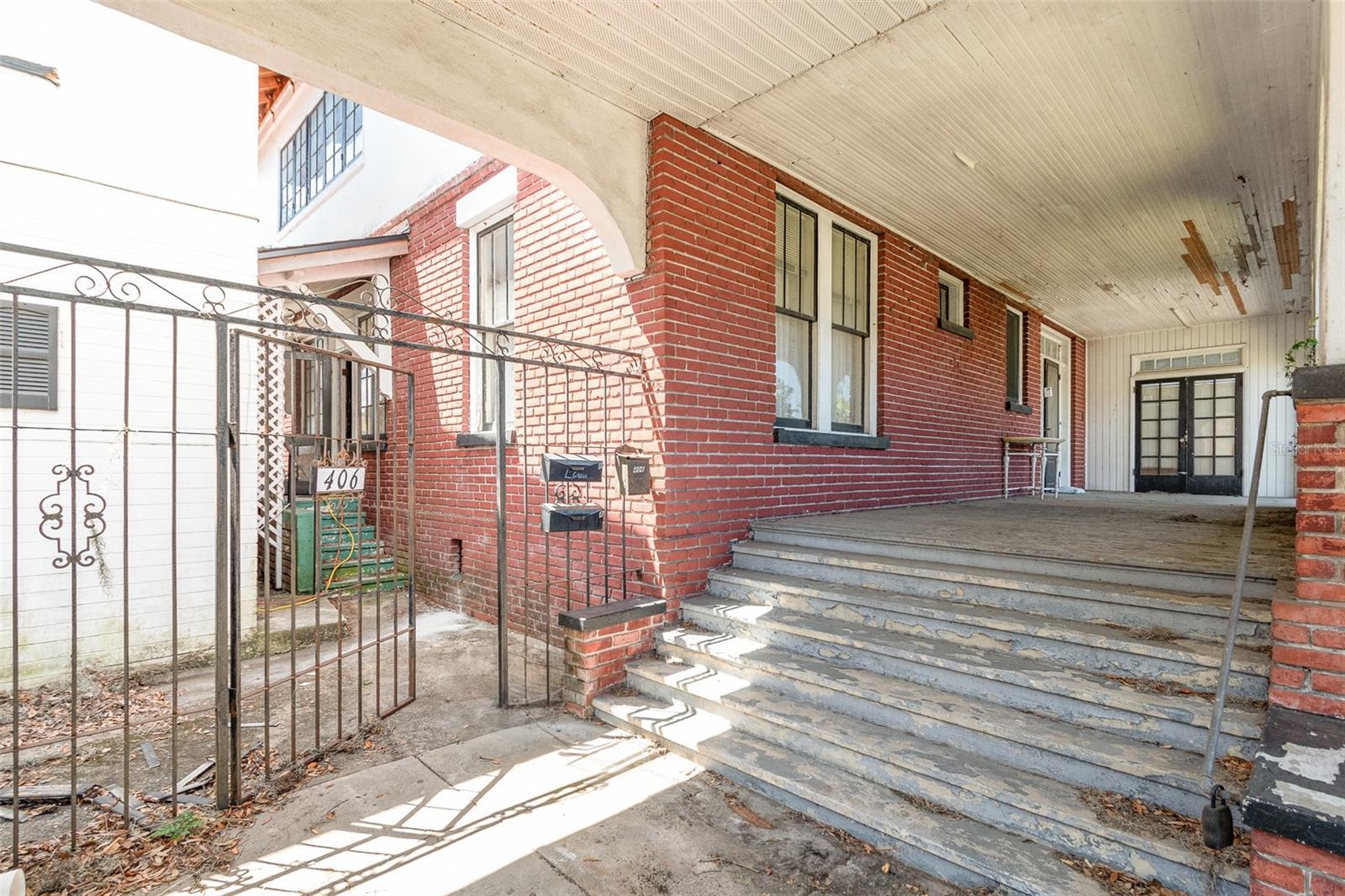 Image 4 of 46 For 406 Orange Avenue
