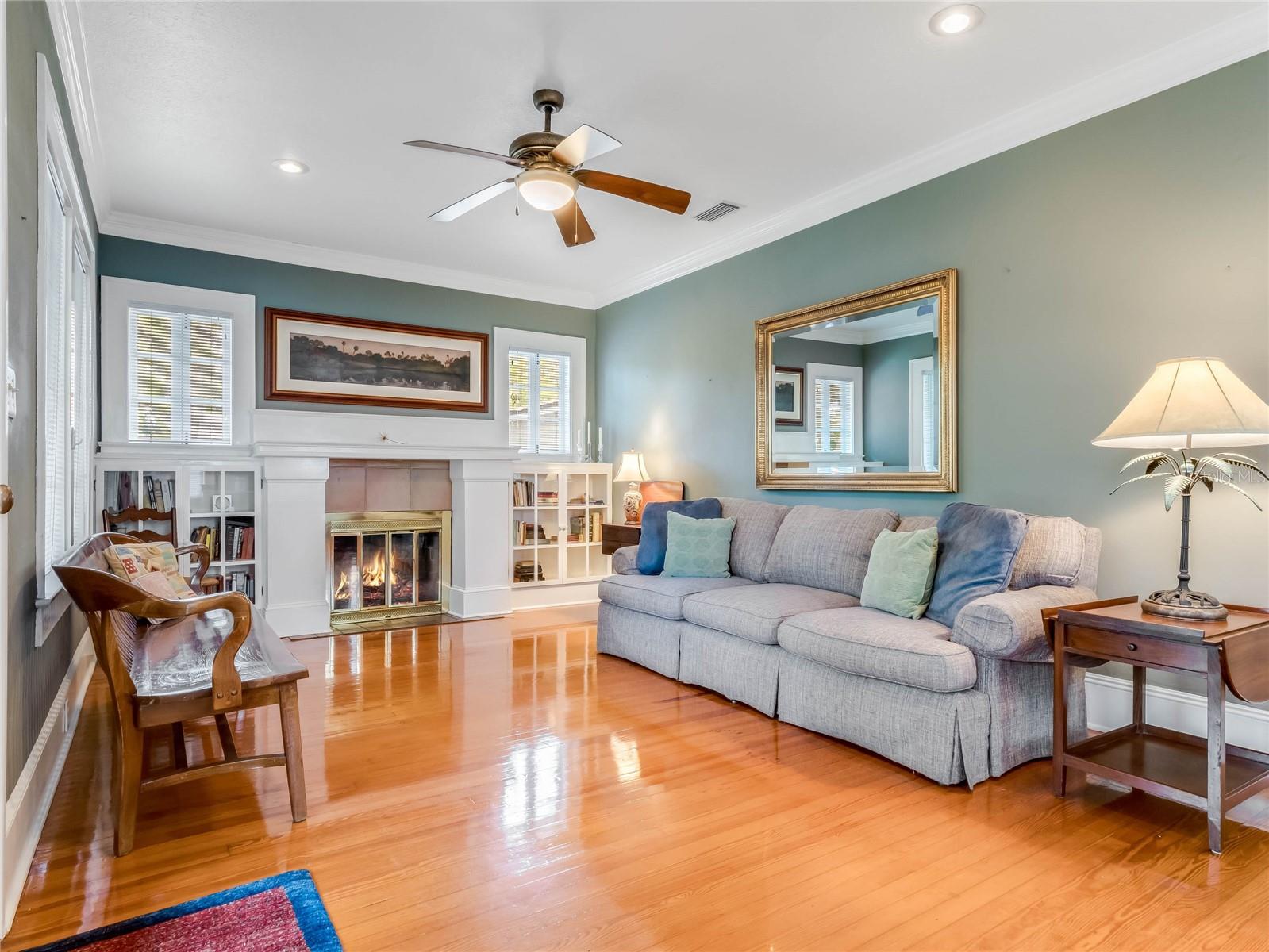 Image 7 of 47 For 811 Laurel Avenue