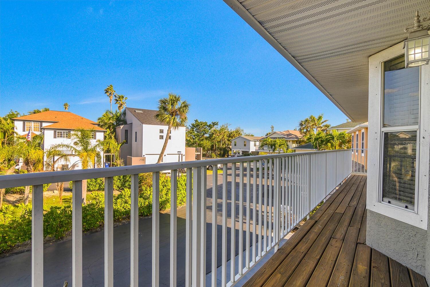 Image 30 of 50 For 7749 Victoria Cove Court