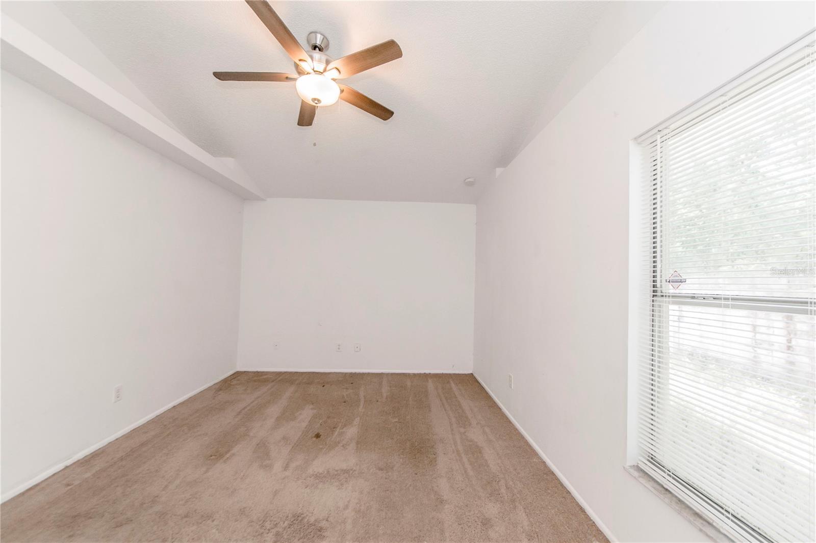 Image 16 of 31 For 1073 Hamlet Drive