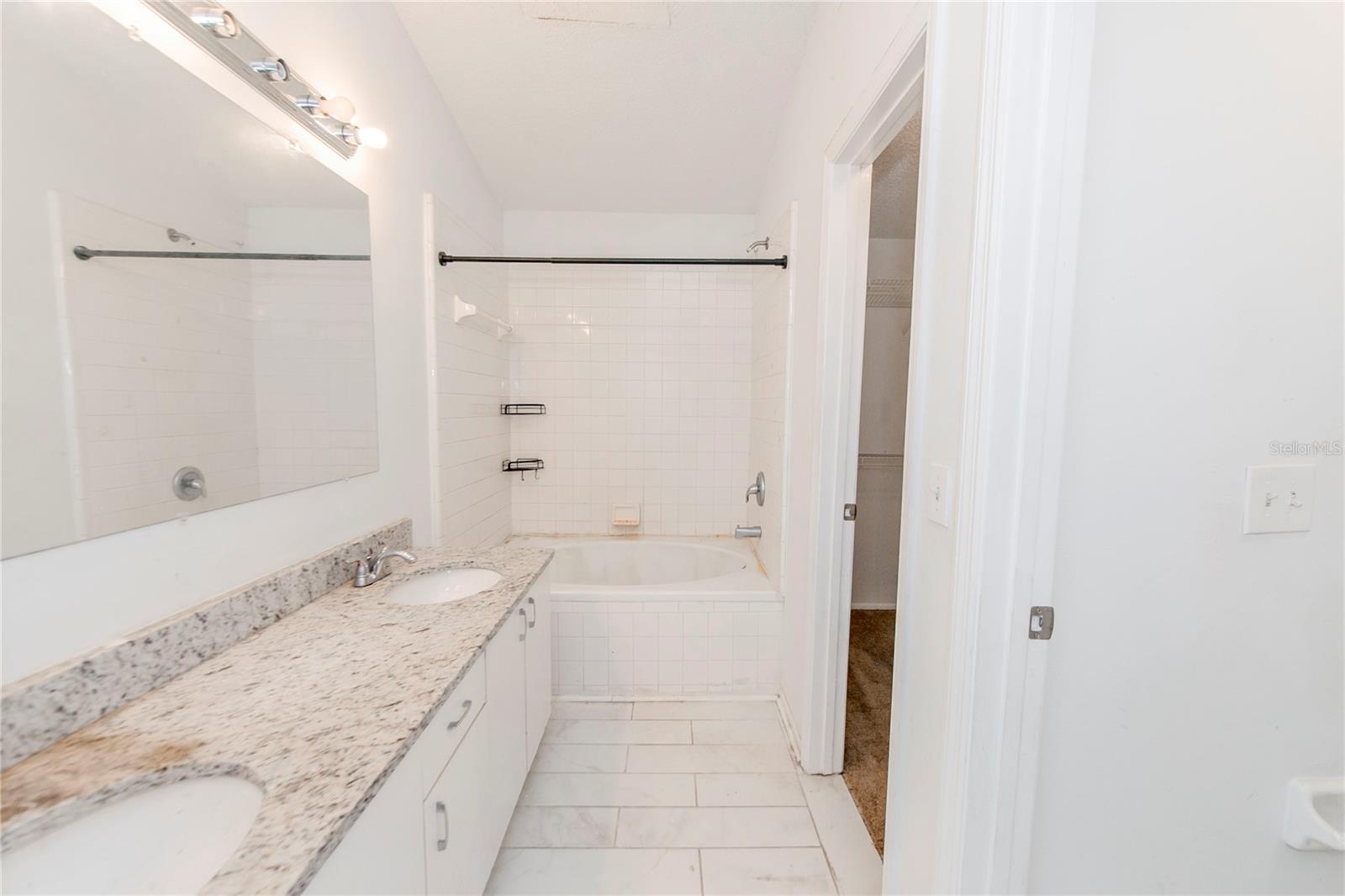 Image 18 of 31 For 1073 Hamlet Drive