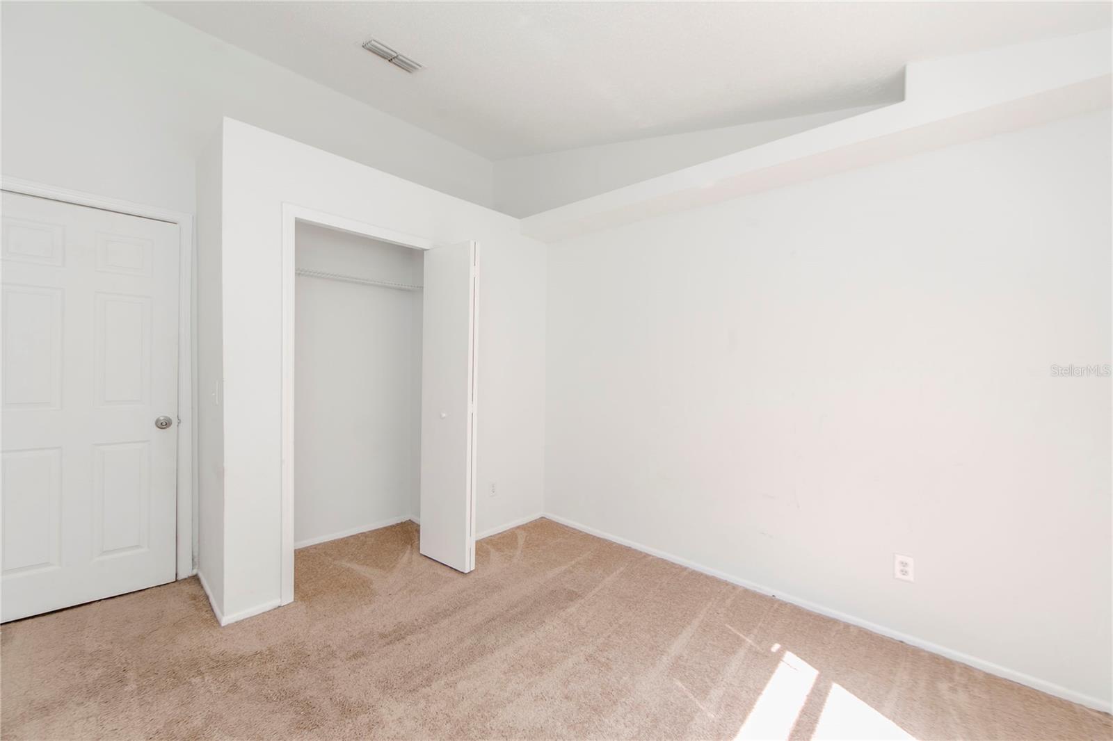 Image 22 of 31 For 1073 Hamlet Drive