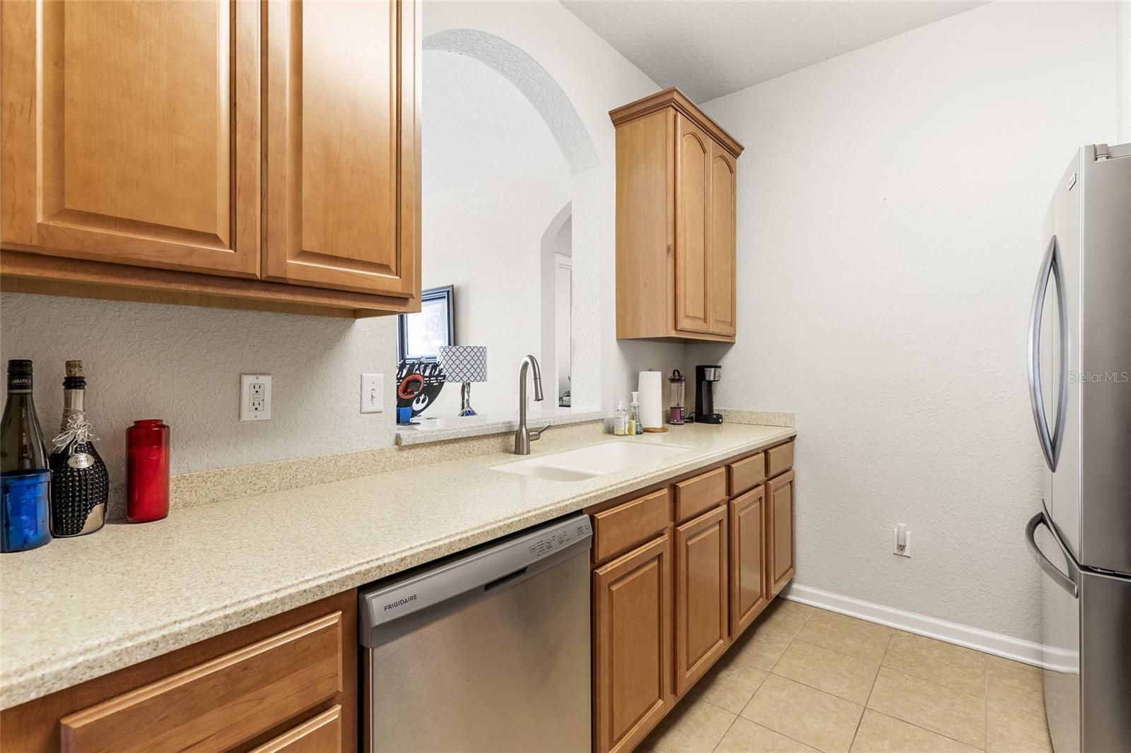 Image 3 of 49 For 8296 Portofino Drive 405