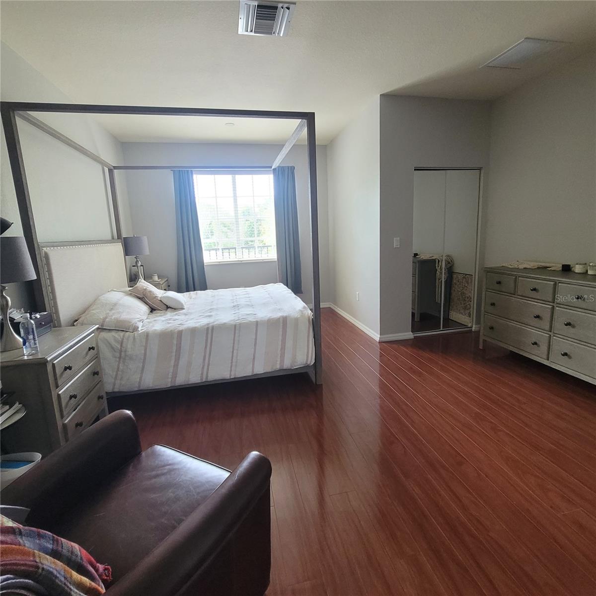 Image 18 of 80 For 294 Las Brisas Circle