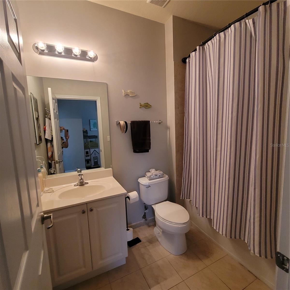 Image 27 of 80 For 294 Las Brisas Circle