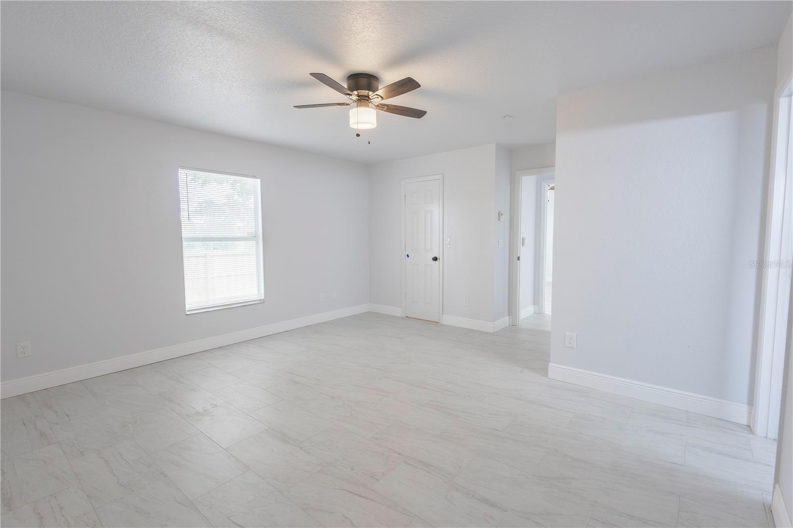 Image 12 of 28 For 13 Observatory Drive