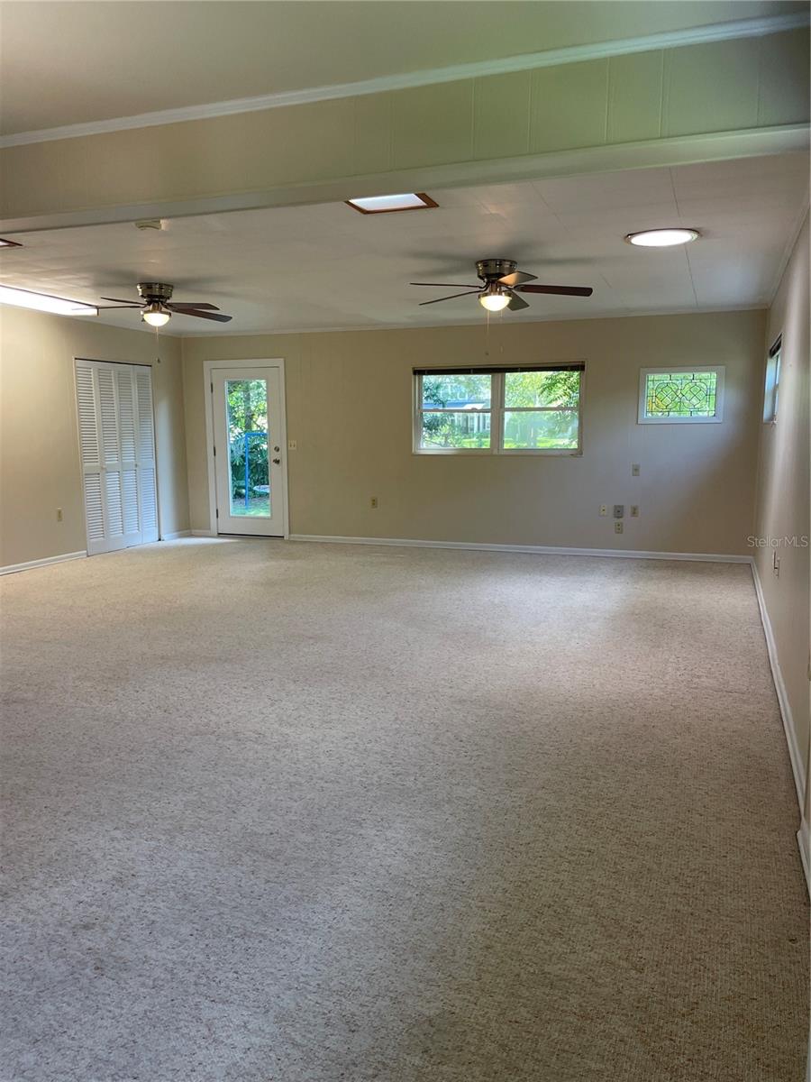 Image 6 of 9 For 275 Virginia Drive
