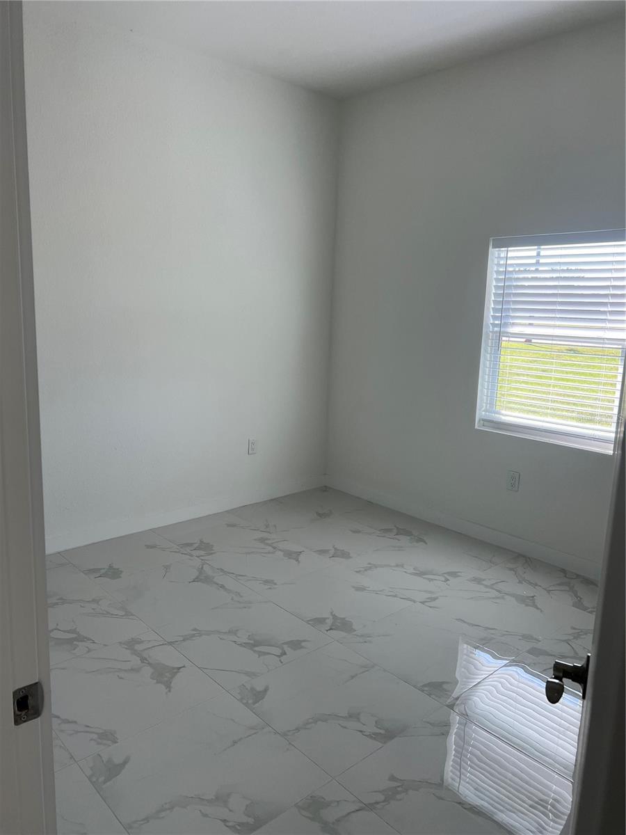 Image 22 of 25 For 2 Pennant Place