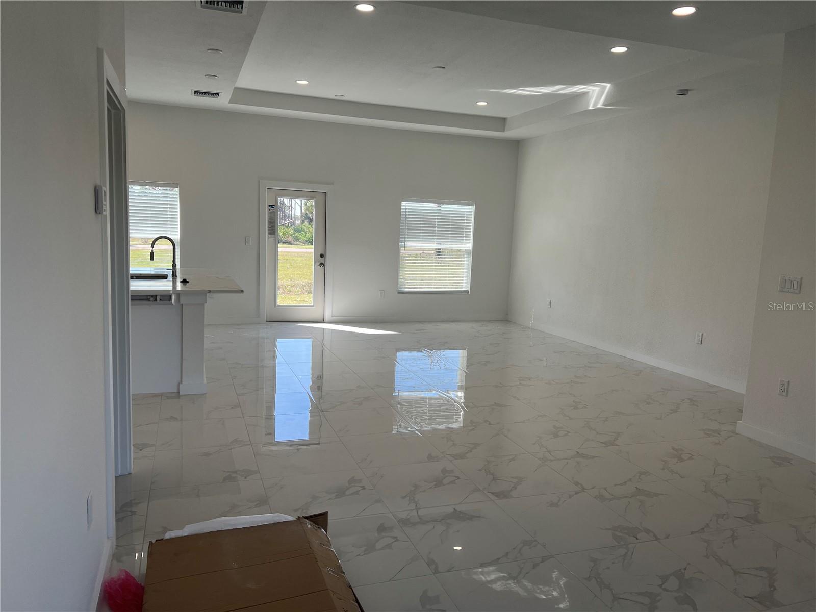 Image 7 of 25 For 2 Pennant Place