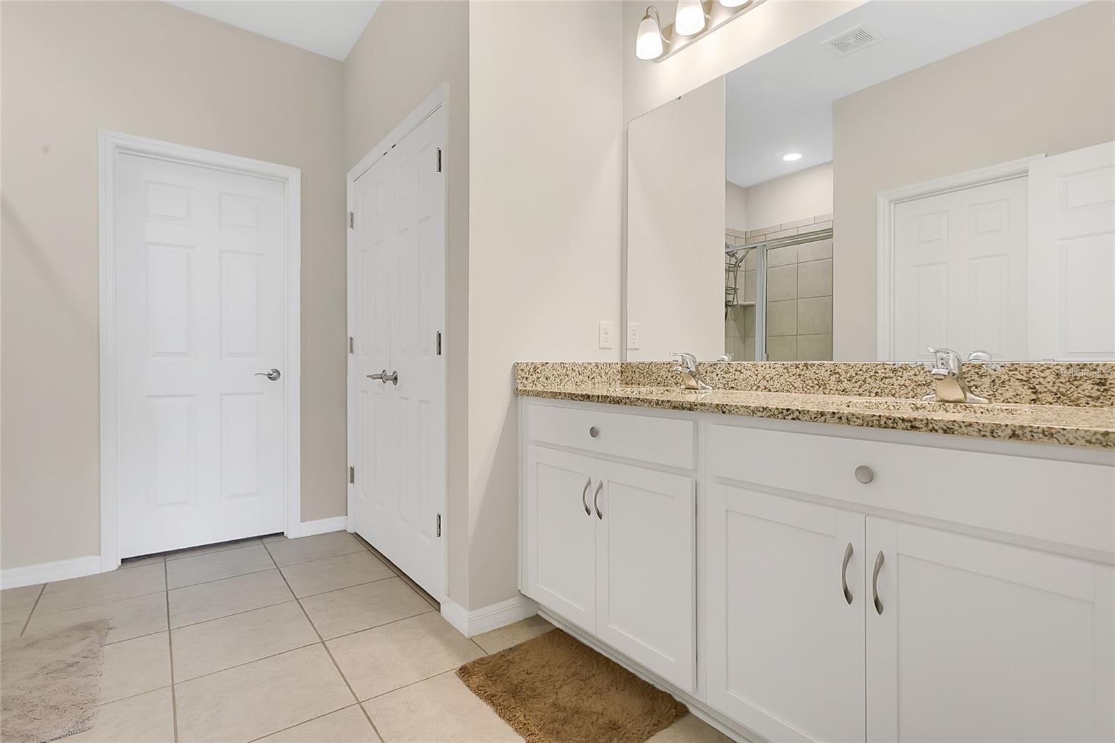 Image 18 of 38 For 2731 Rowan Street