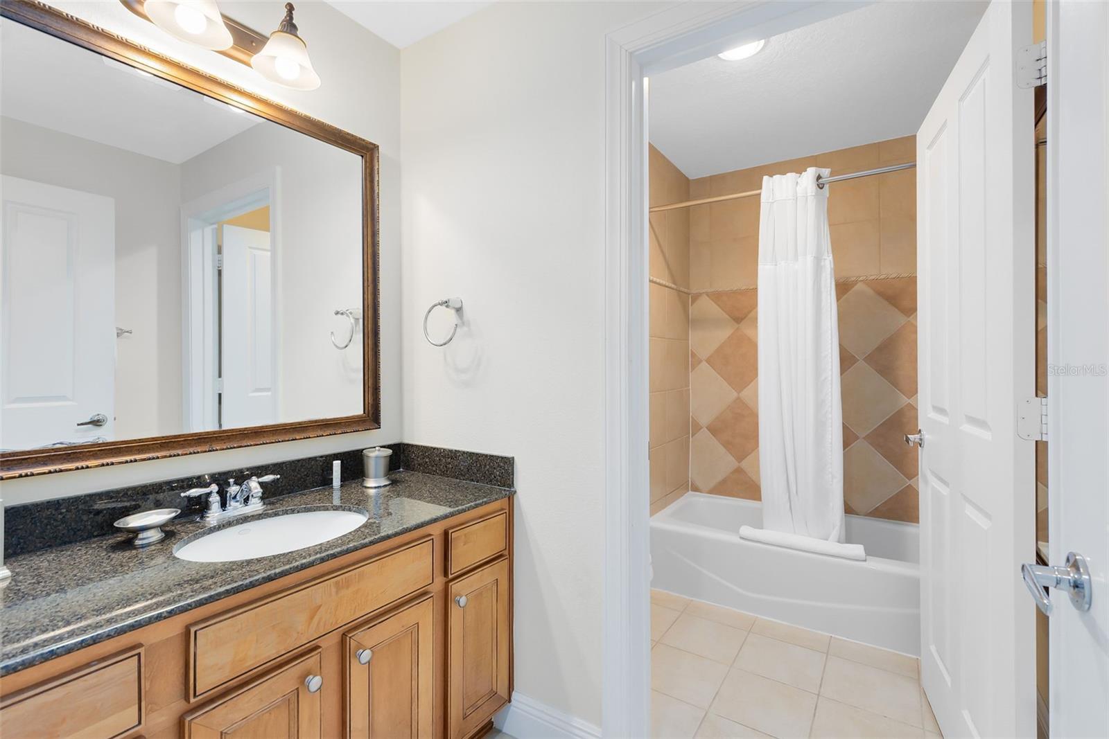 Image 25 of 37 For 7649 Heritage Crossing Way 302