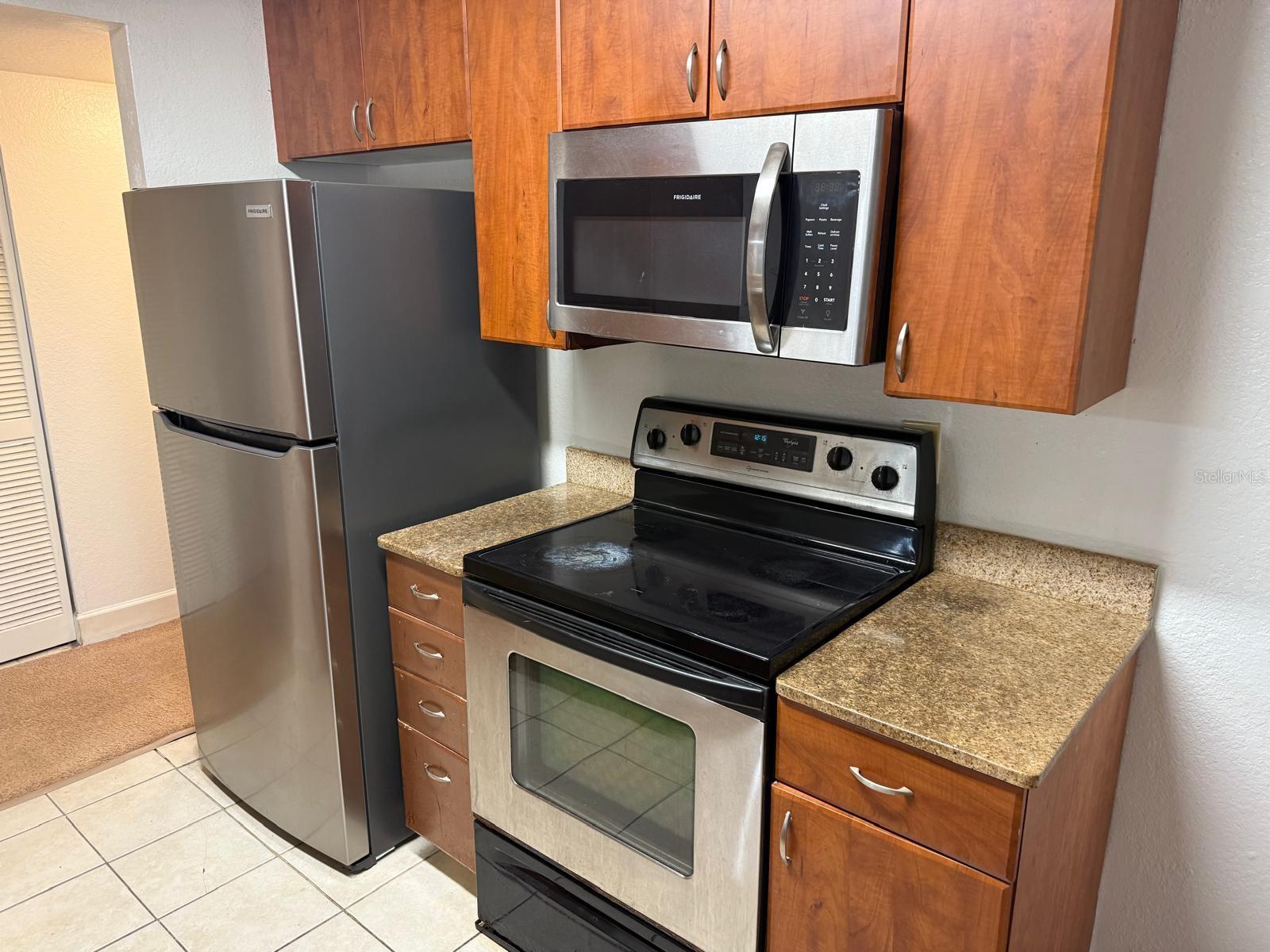 Image 17 of 25 For 11574 Westwood Boulevard 1126