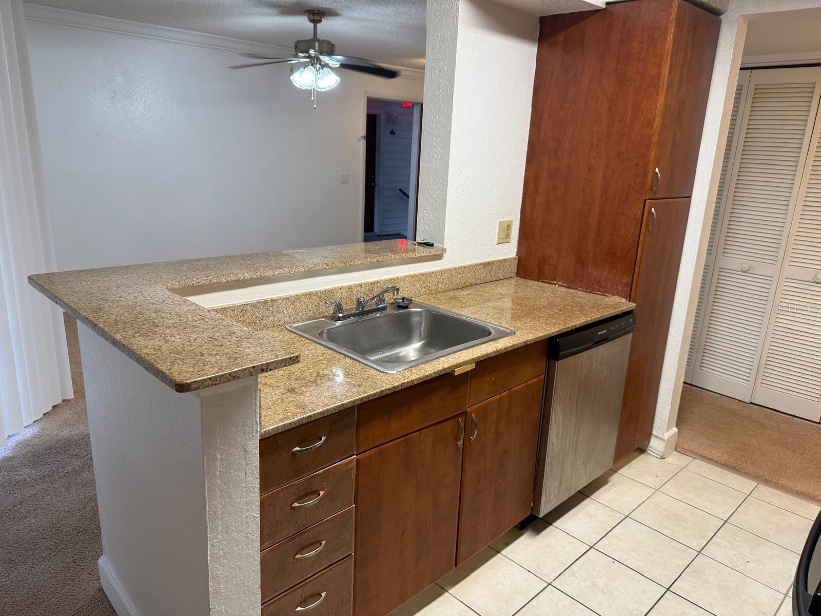 Image 18 of 25 For 11574 Westwood Boulevard 1126