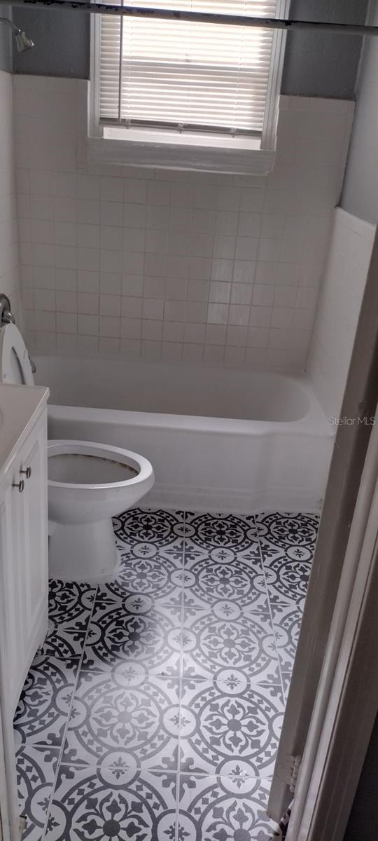 Image 10 of 12 For 539 Clark Street