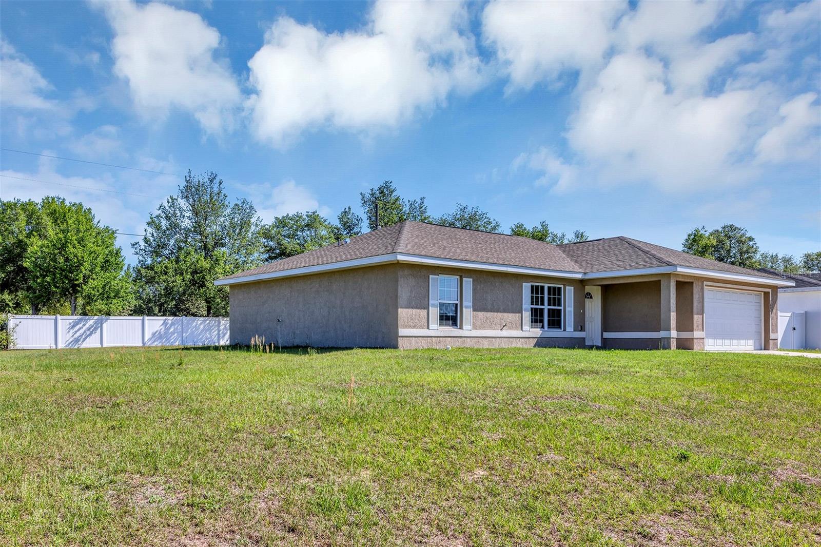 Image 4 of 33 For 1883 160th Place