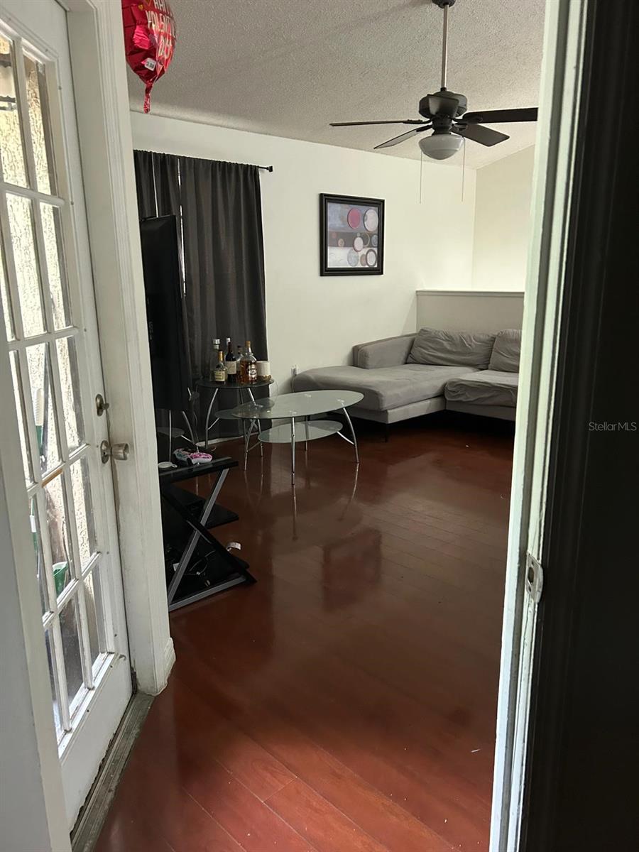 Image 7 of 13 For 441 Fountainhead Circle 275